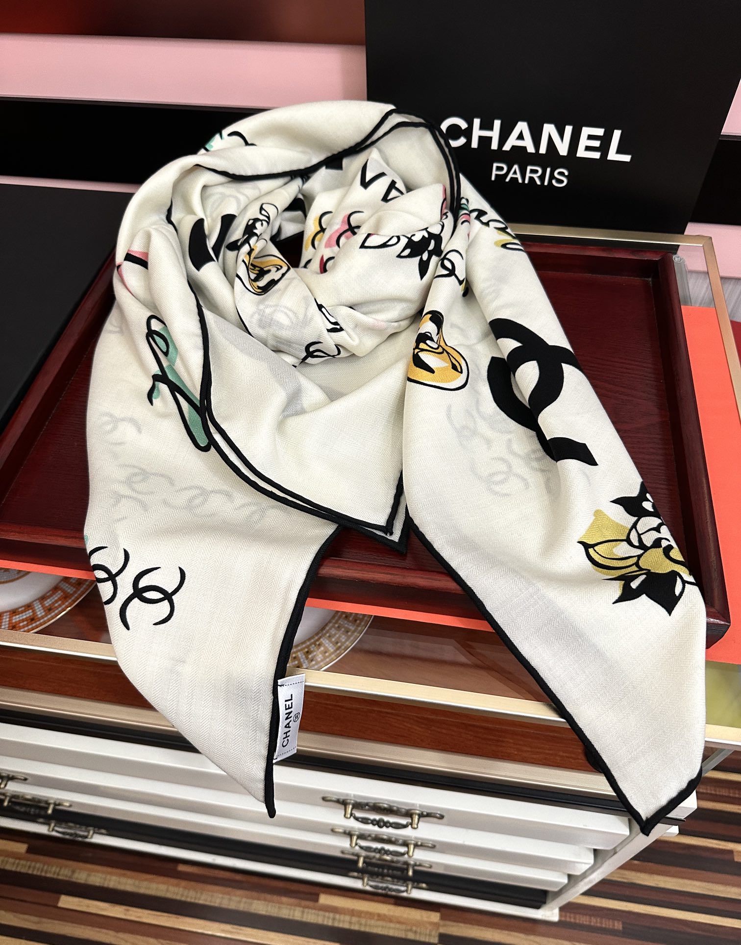 上新❤️ 2025香奈儿 太美了 【双面同色】[發]经典设计优雅风[礼物]~气质到骨子里[色]香奶奶新一