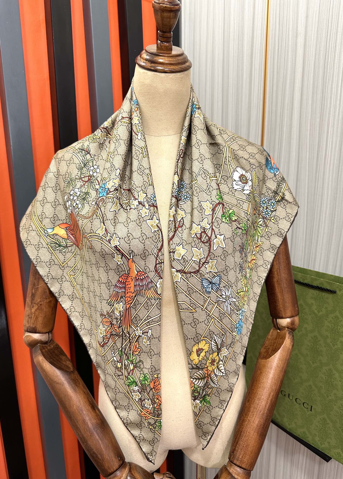 。双面同色高品质 G家2025 新款【动物花卉图案】买到都说好👍下手一定要快高端 大爱❤️女人尤物 货极