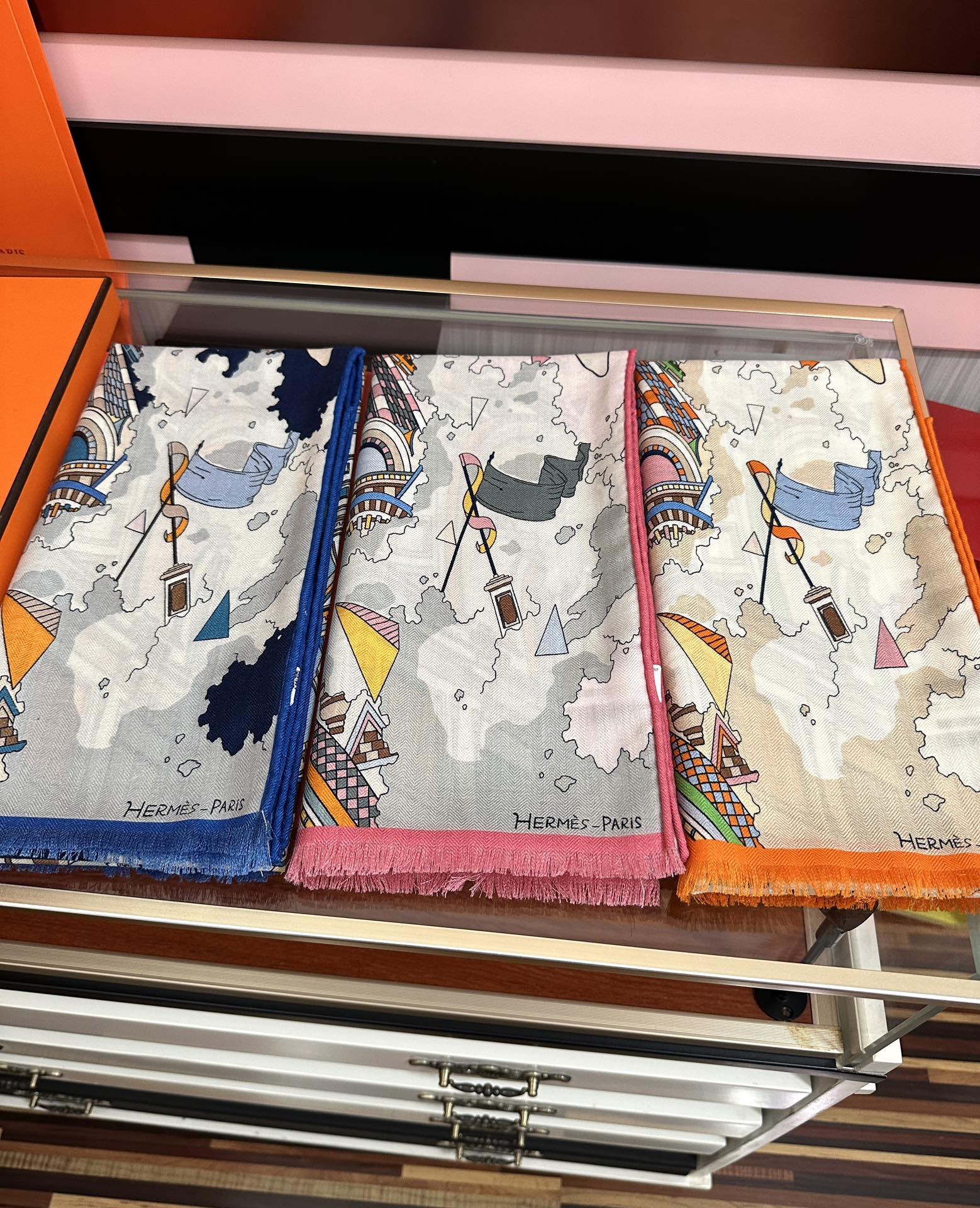 🔥 新款 爱马仕🔥【双面同色】ZG同步 太美了[吃瓜]下手一定要快[嘴唇]四季都可以用[勾引]真心美的让