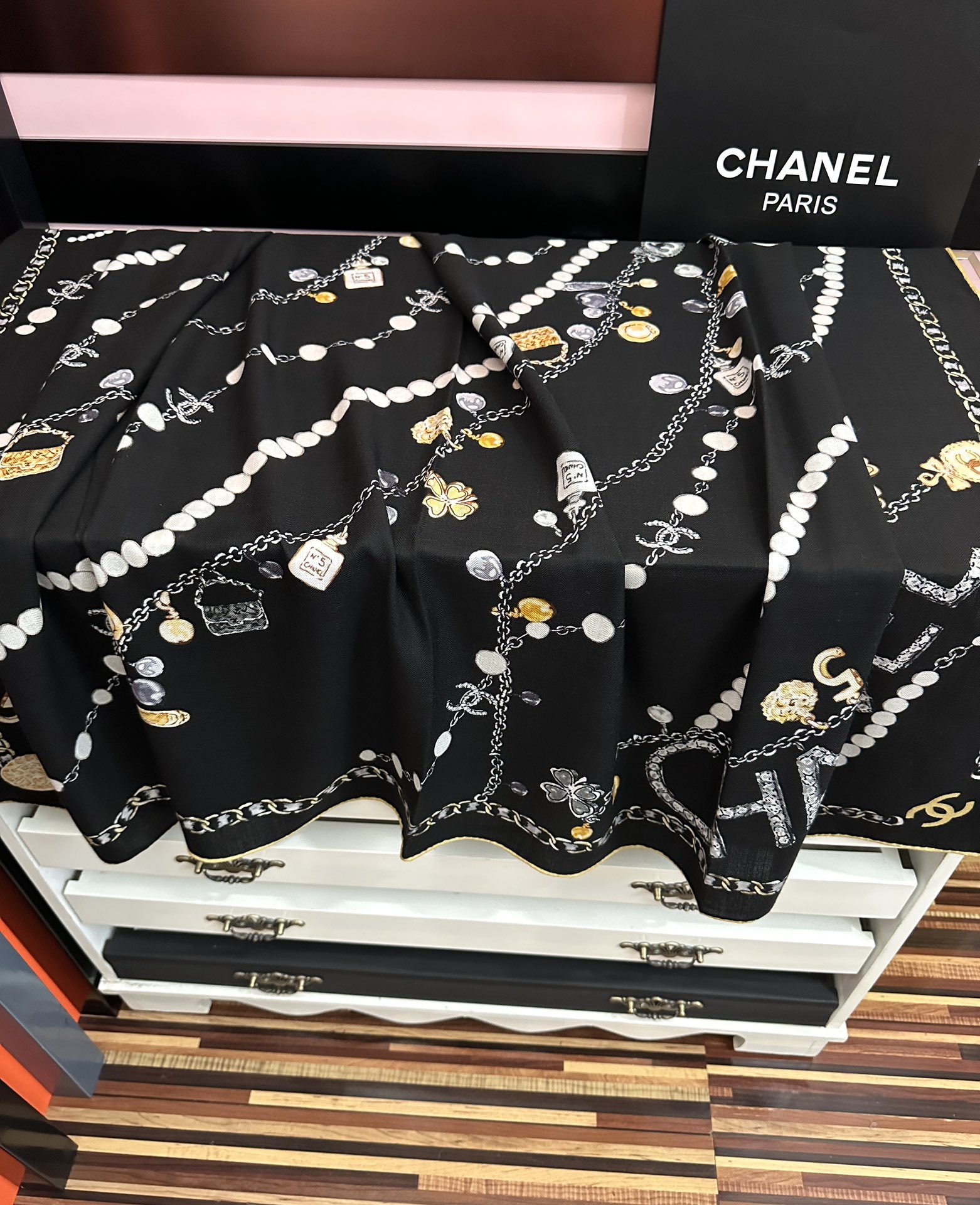 新款❤️2025 香奈儿 ZG同步 太美了 【双面同色】香奶奶永远设计优雅风格[礼物]~气质到骨子里[色