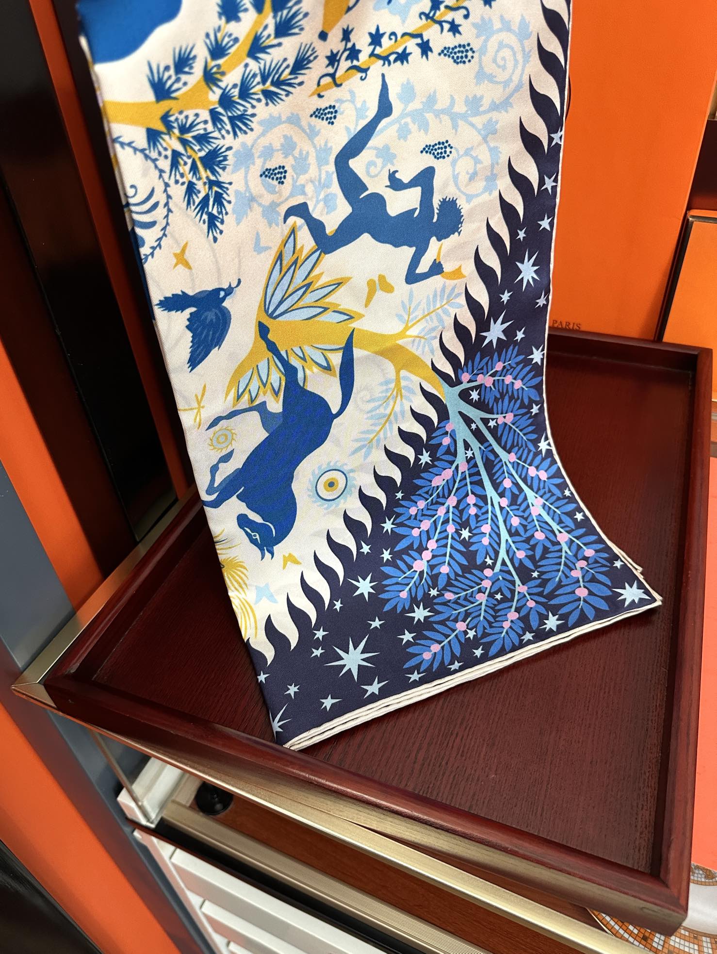 🔥高品质。H家2025新款【大自然动物图】大爱❤️女人尤物 货极少 四季都可以用‼️真心美的让人非常非常