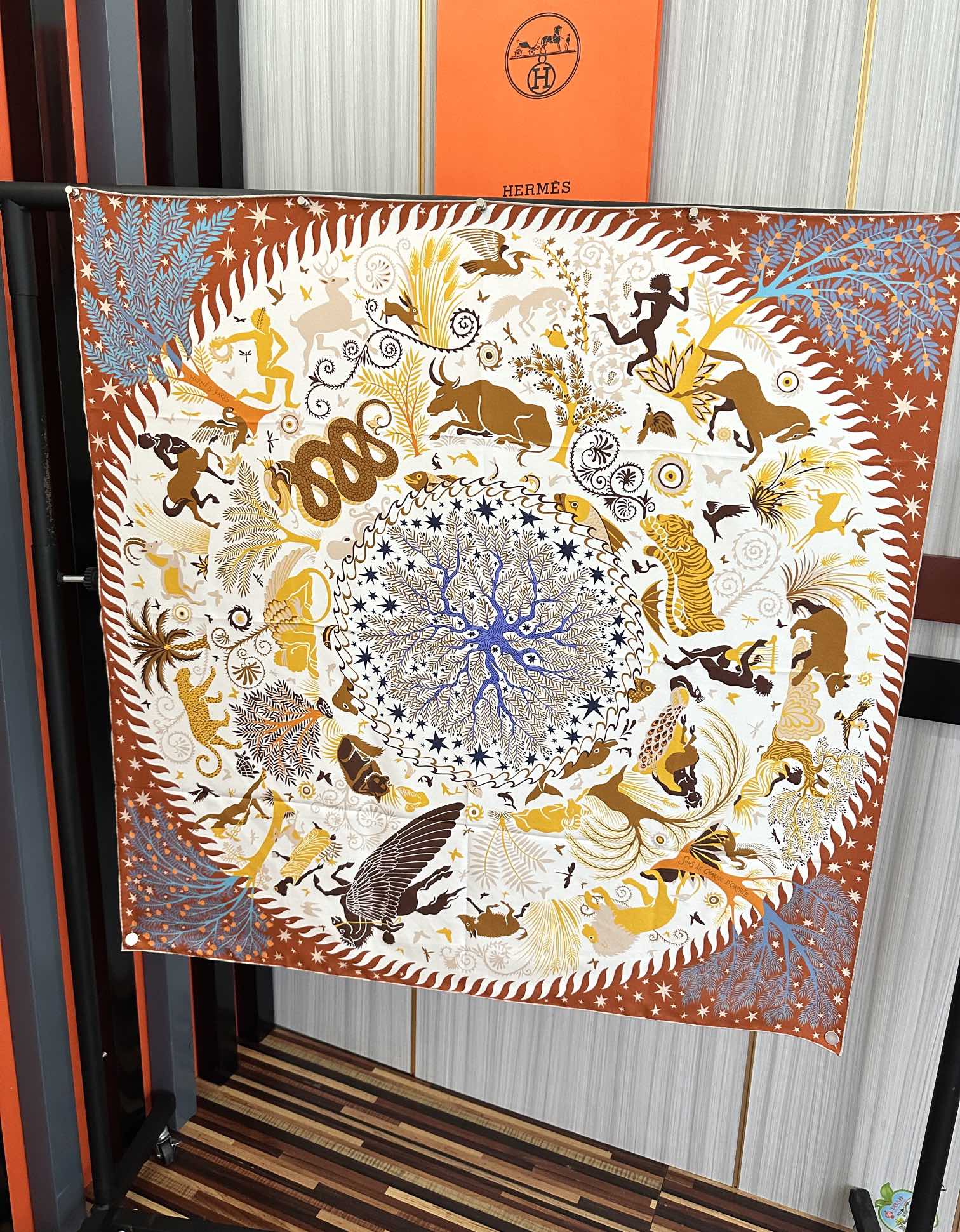 🔥高品质。H家2025新款【大自然动物图】大爱❤️女人尤物 货极少 四季都可以用‼️真心美的让人非常非常