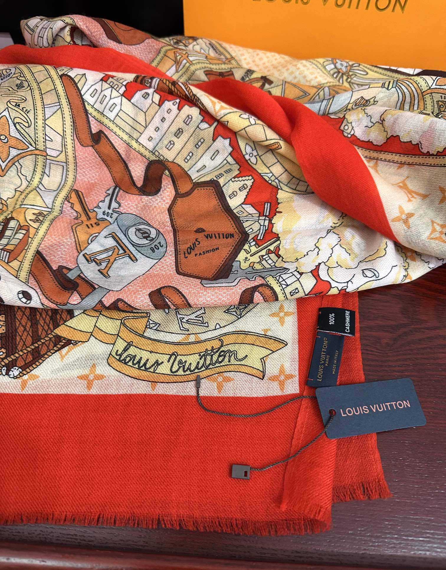 🔥LvZG最新款2025 重磅推荐[爱心]顶级高端设计太美了[啤酒]真心赞👍【戒指绒长巾】😘💍实物真心美