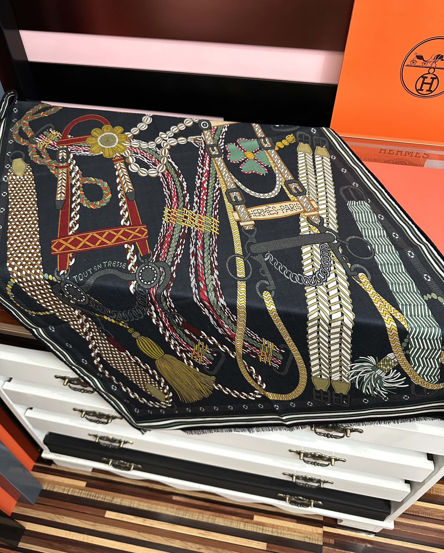 🔥新款2025 爱马仕🔥【双面同色】太美了[吃瓜]下手一定要快[嘴唇]四季都可以用[勾引]真心美的让人非