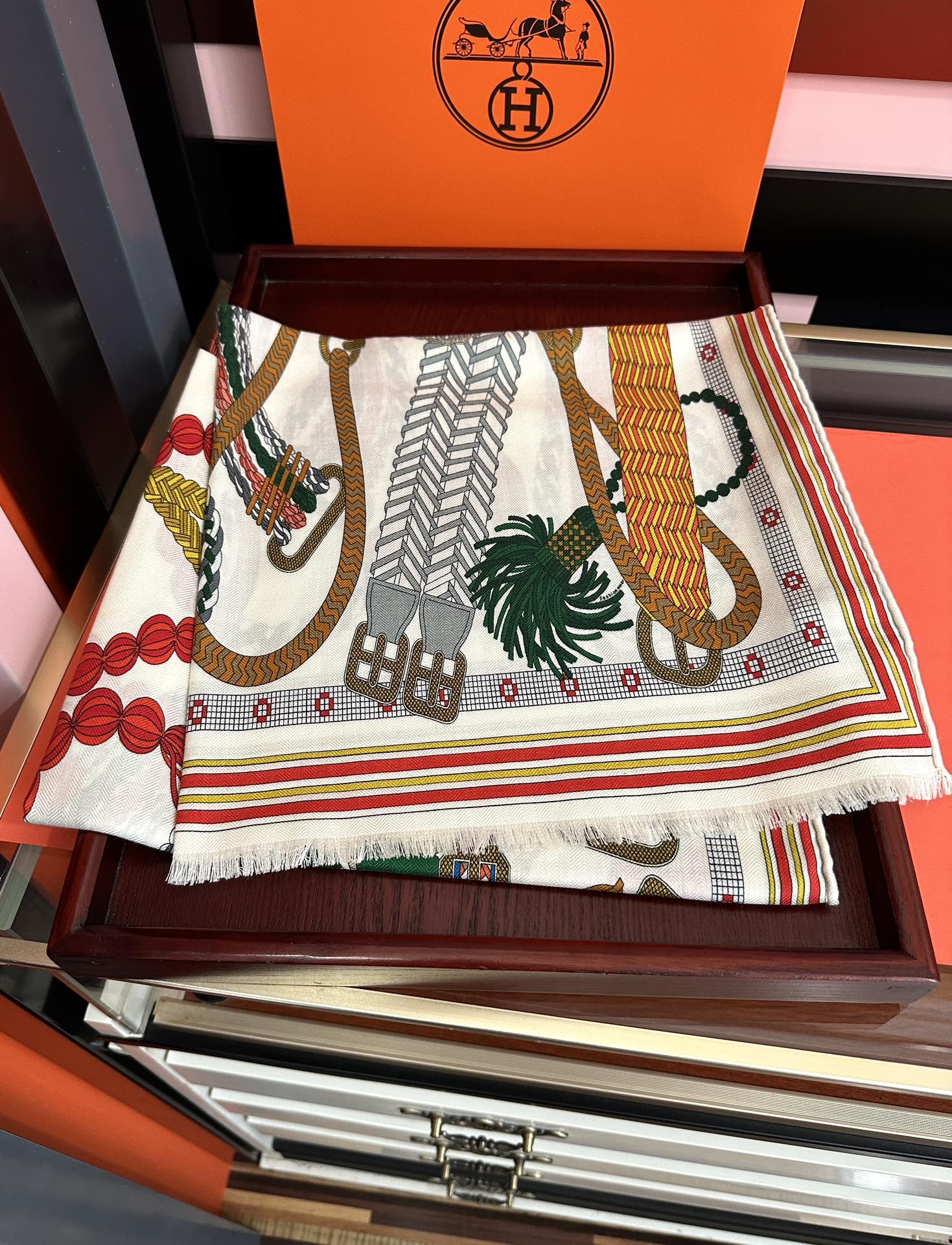 🔥新款2025 爱马仕🔥【双面同色】太美了[吃瓜]下手一定要快[嘴唇]四季都可以用[勾引]真心美的让人非