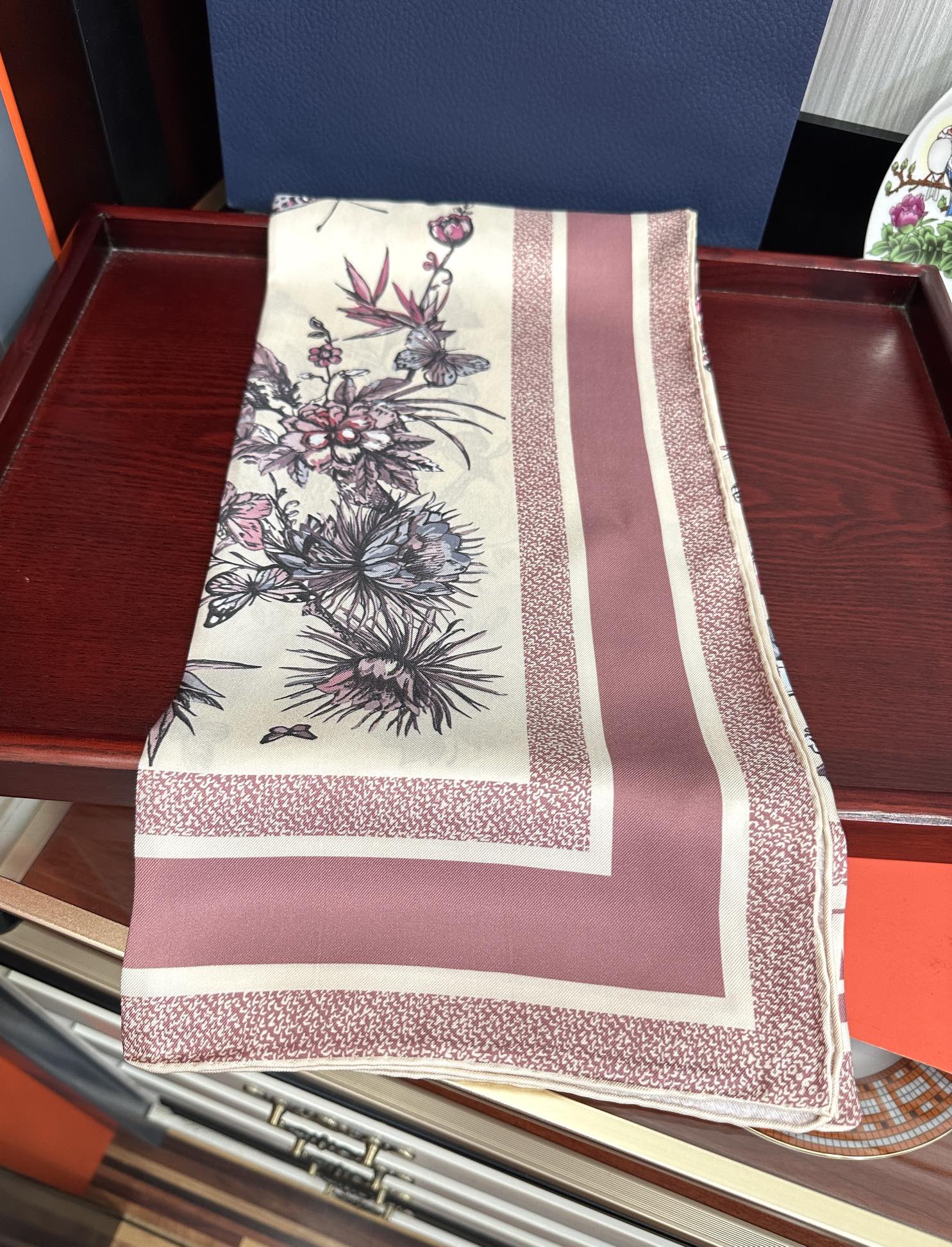 🔥 迪澳2025春夏季新款，太美了[玫瑰]买到都说好👍下手一定要快高端 大爱❤️女人尤物 货极少 四季都