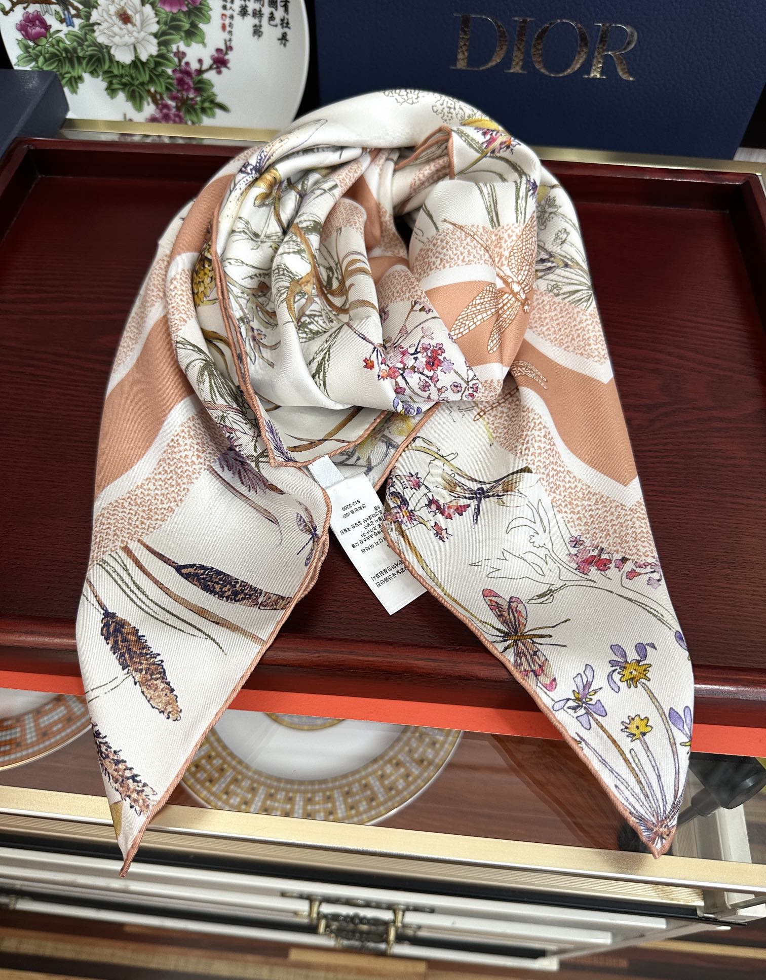 🔥高版本 迪奥 太美了 2025春夏季新款，太美了[玫瑰]买到都说好👍下手一定要快高端 大爱❤️女人尤物