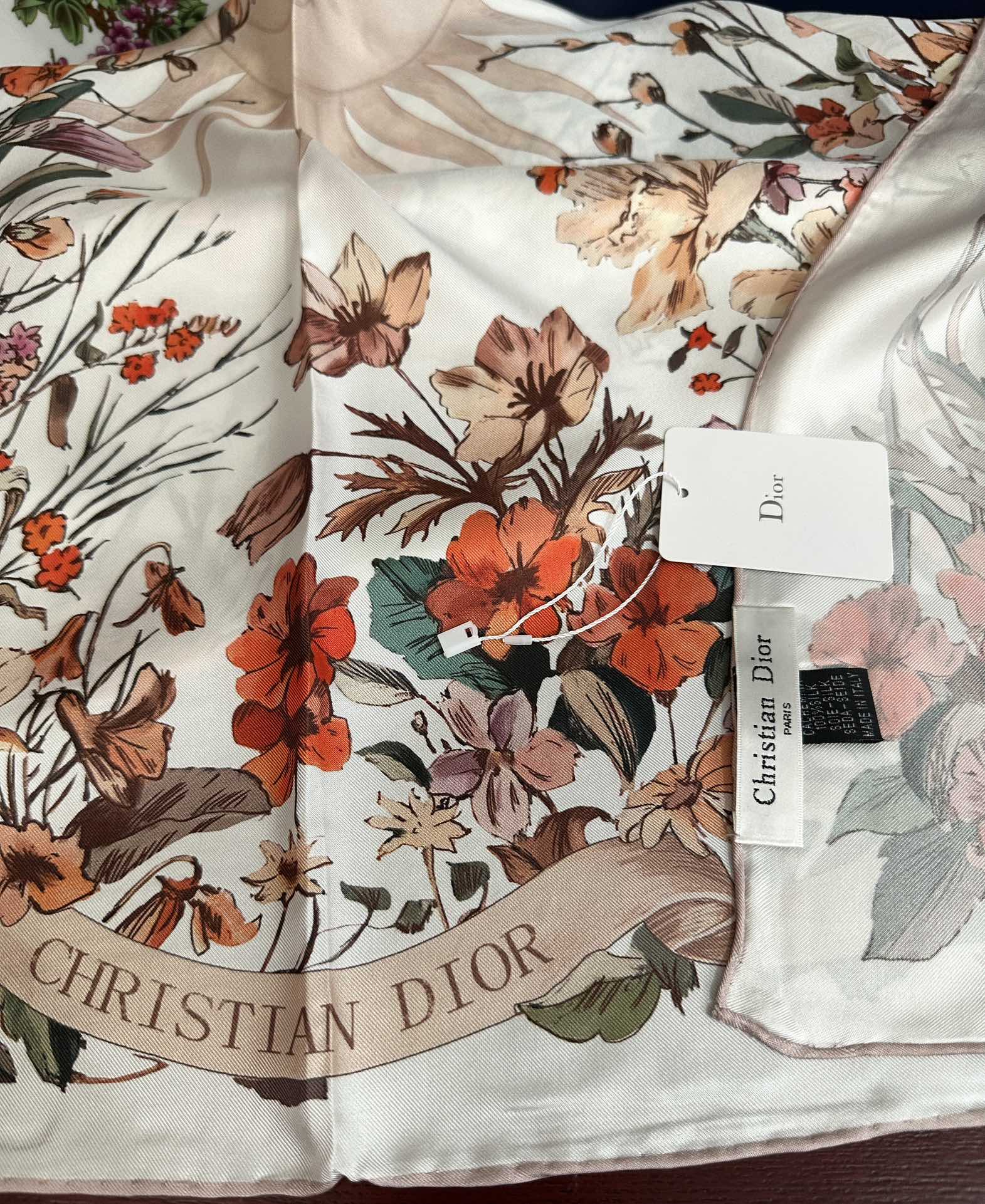 🔥 迪奥2025春夏季新款，【太阳花神系列】太美了[玫瑰]买到都说好👍下手一定要快高端 大爱❤️女人尤物