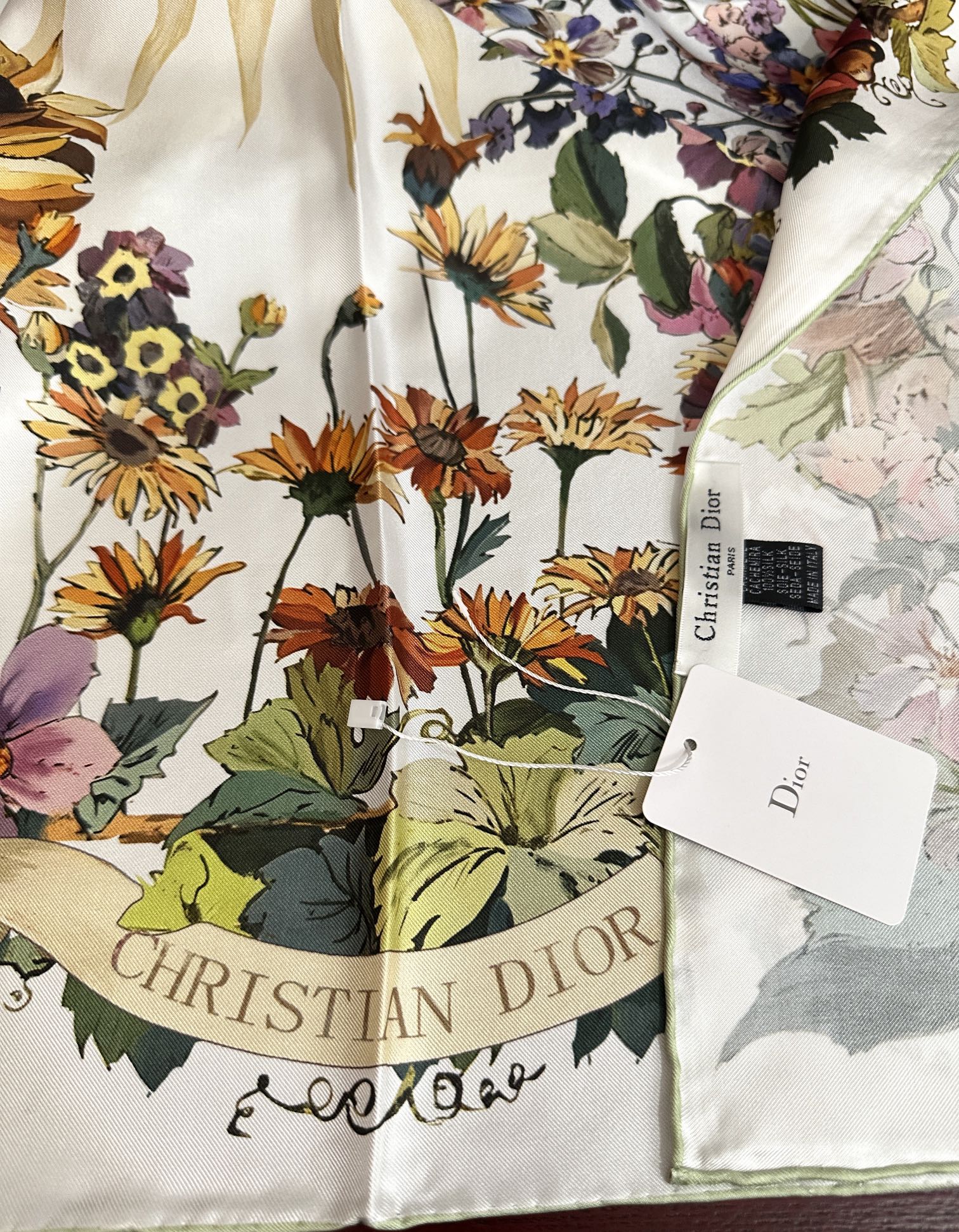 🔥 迪奥2025春夏季新款，【太阳花神系列】太美了[玫瑰]买到都说好👍下手一定要快高端 大爱❤️女人尤物