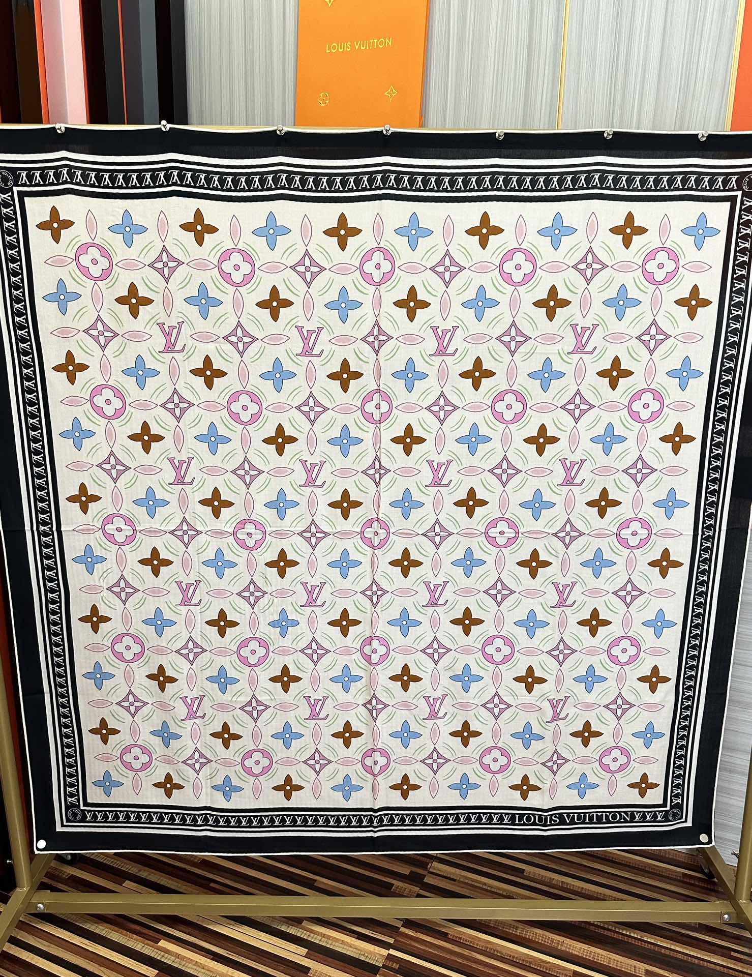 新款❤️LV 【双面同色】ZG同步经典优雅[礼物]~气质到骨子里[色]新一季的面料超高级，真心超级柔软，