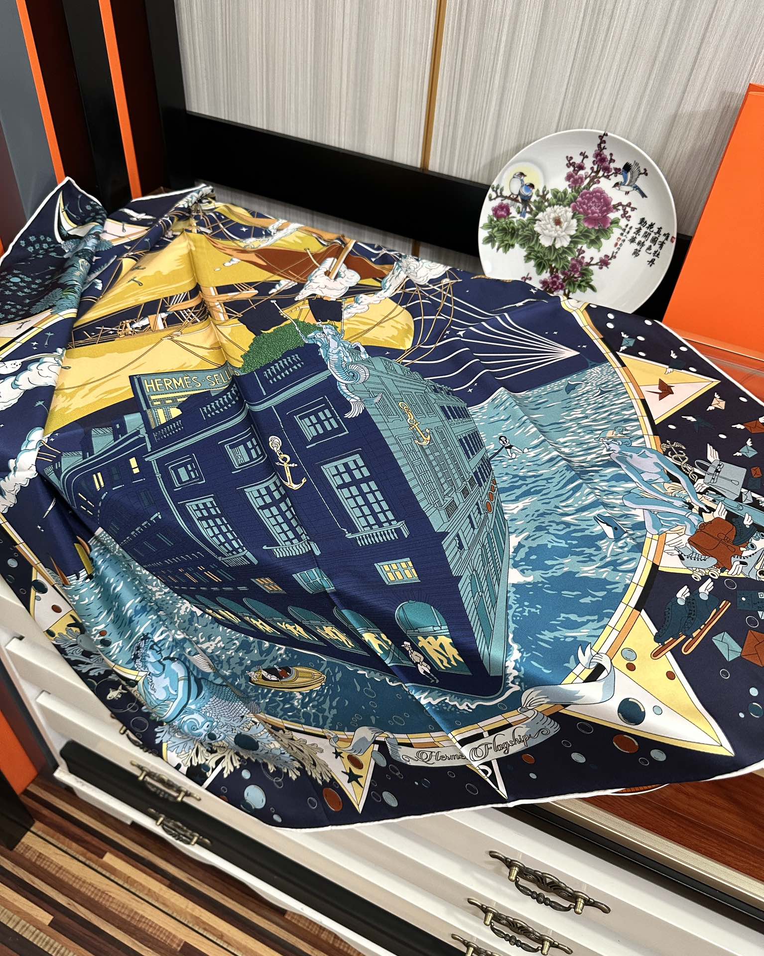 上新2025 🔥HERMES 重磅[庆祝]【爱马仕旗舰】方巾[嘴唇]精简时髦，品质感很显好[得意]好搭到