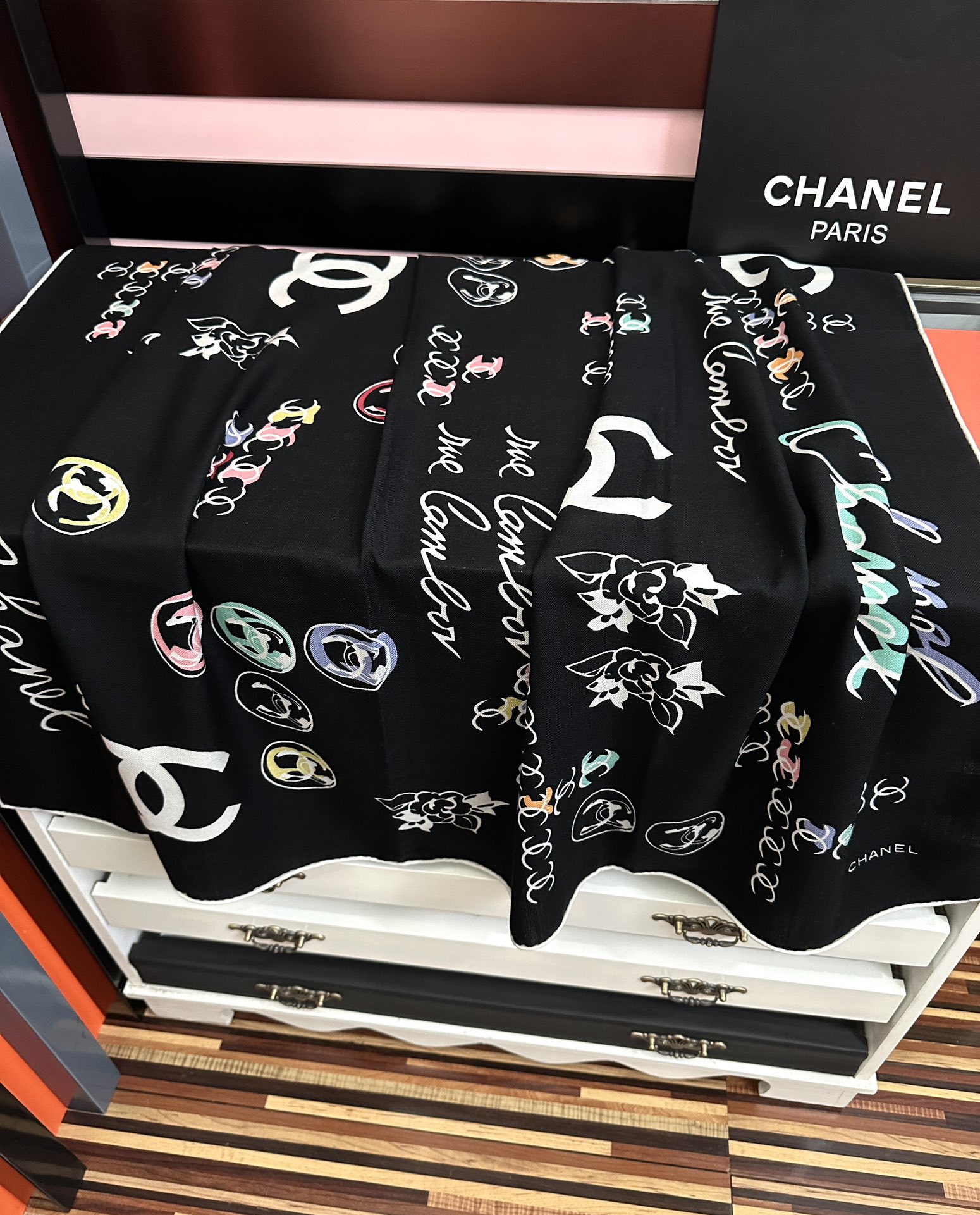 上新❤️ 2025香奈儿 太美了 【双面同色】[發]经典设计优雅风[礼物]~气质到骨子里[色]香奶奶新一