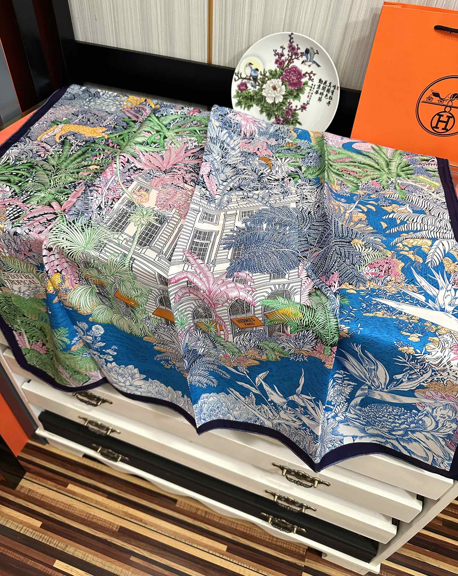 🔥重磅推荐 爱马🐎士2025 新款 高端设计买到都说好👍下手一定要快高端 大爱❤️女人尤物 货极少 四季