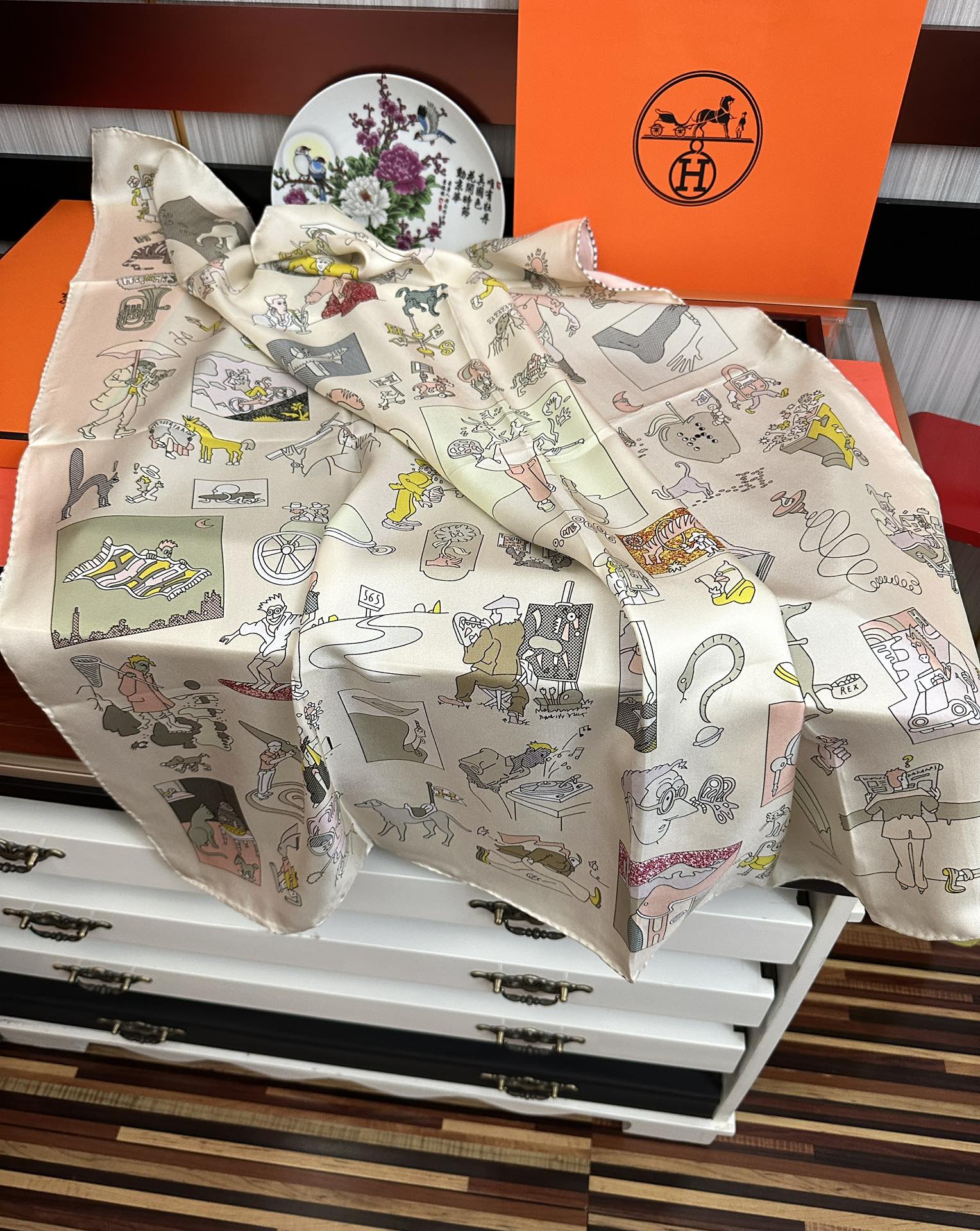 🔥高版本 爱马仕 官网同步 2025新款，精致手工卷边，买到都说好👍下手一定要快高端 大爱❤️女人尤物 