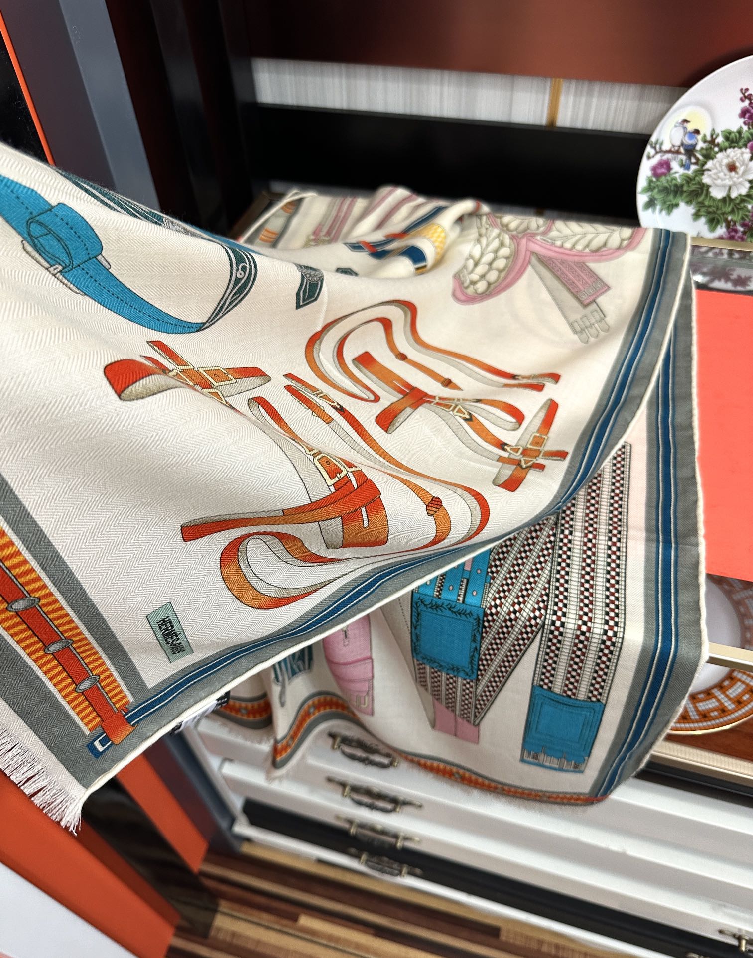 上新 爱马仕🔥【双面同色骏马】太美了[吃瓜][嘴唇]四季都可以用[勾引]真心美的让人非常非上身效果简直美