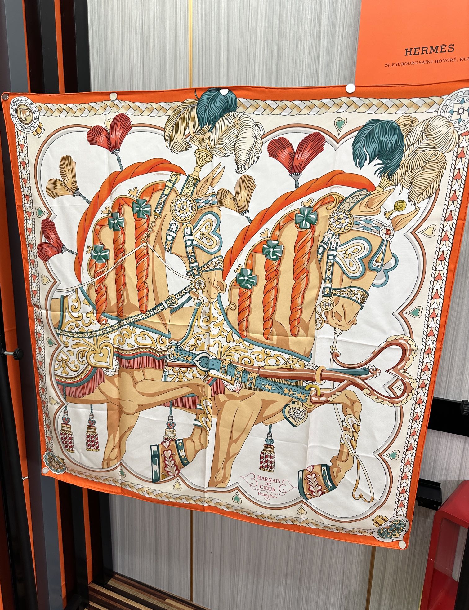 🔥高版本 爱马仕 2025新款【骏马奔腾】精致手工卷边，买到都说好👍下手一定要快高端 大爱❤️女人尤物 