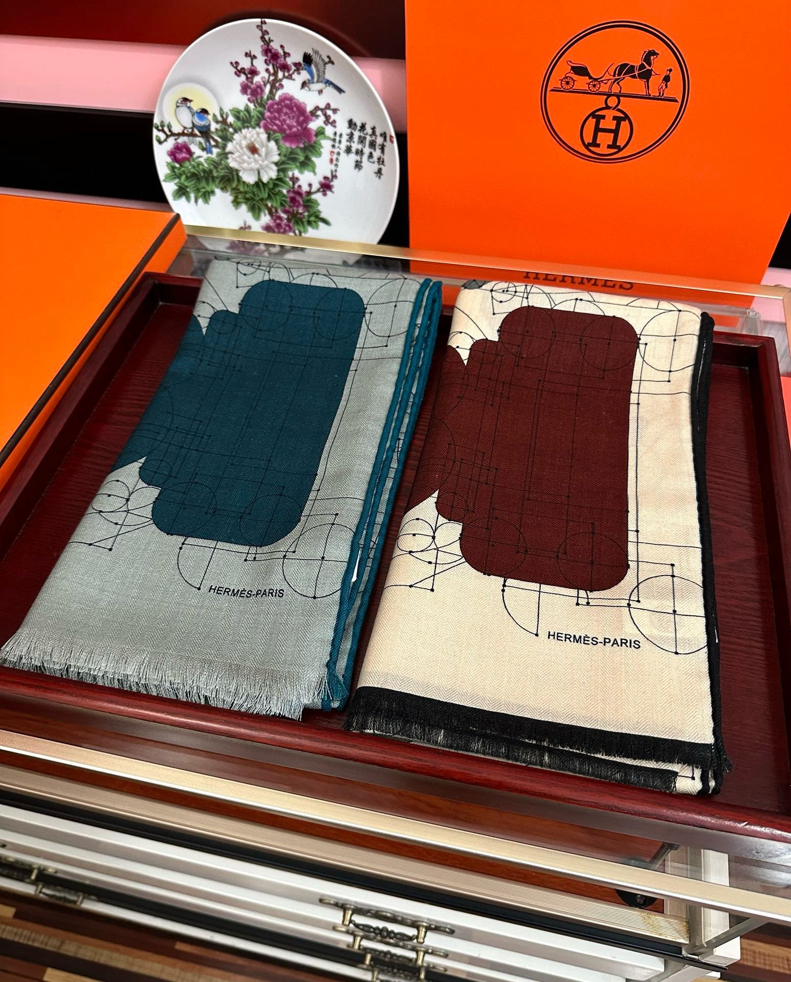 上新❤️爱马士2025【双面同色印花】[吃瓜]下手一定要快[嘴唇]四季都可以用[勾引]真心美的让人非常非