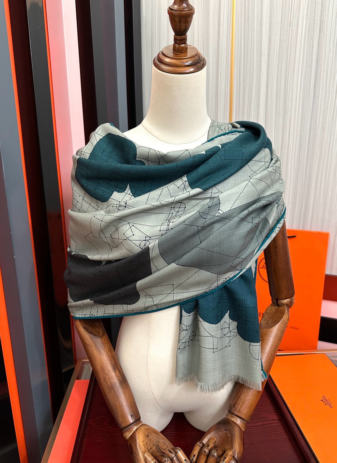 上新❤️爱马士2025【双面同色印花】[吃瓜]下手一定要快[嘴唇]四季都可以用[勾引]真心美的让人非常非