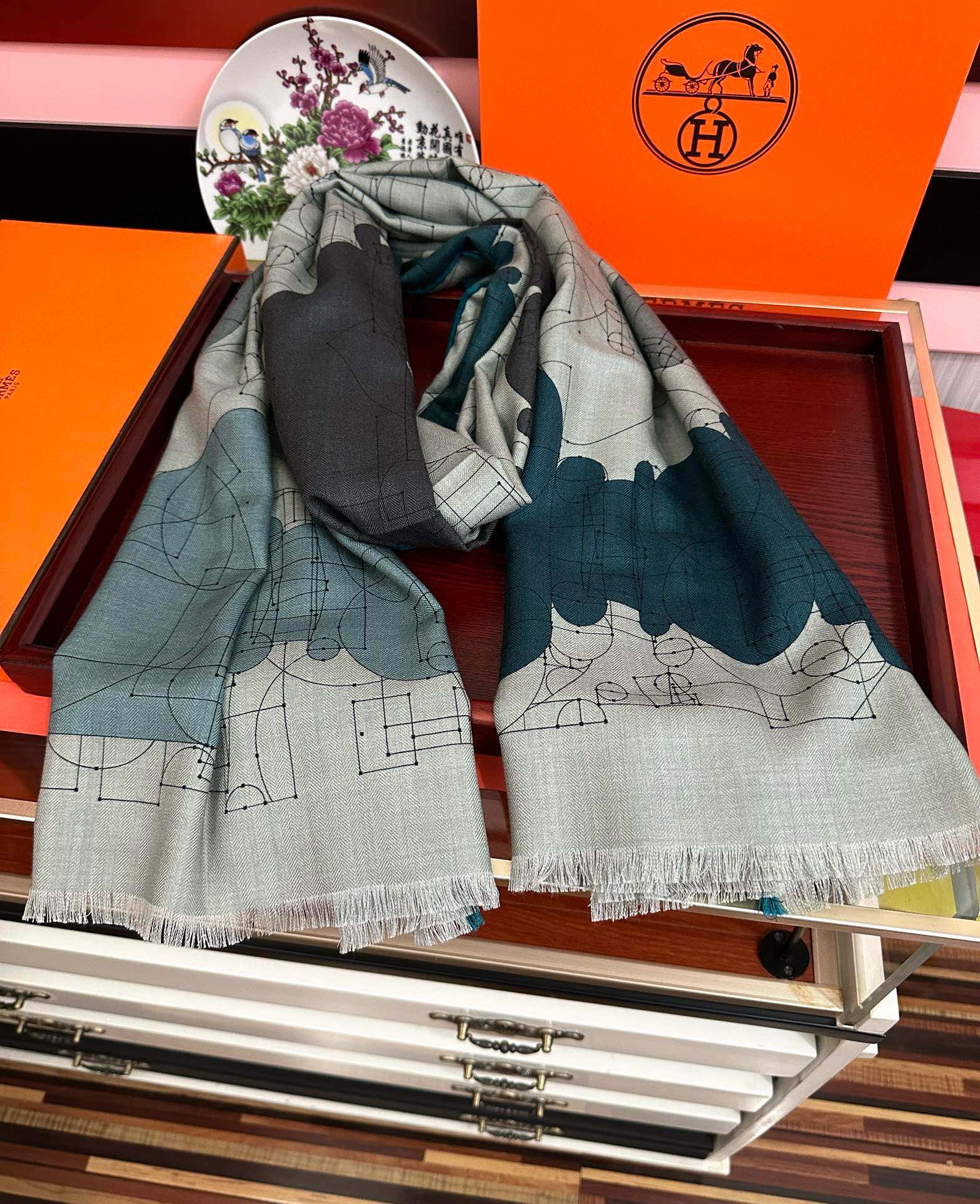 上新❤️爱马士2025【双面同色印花】[吃瓜]下手一定要快[嘴唇]四季都可以用[勾引]真心美的让人非常非