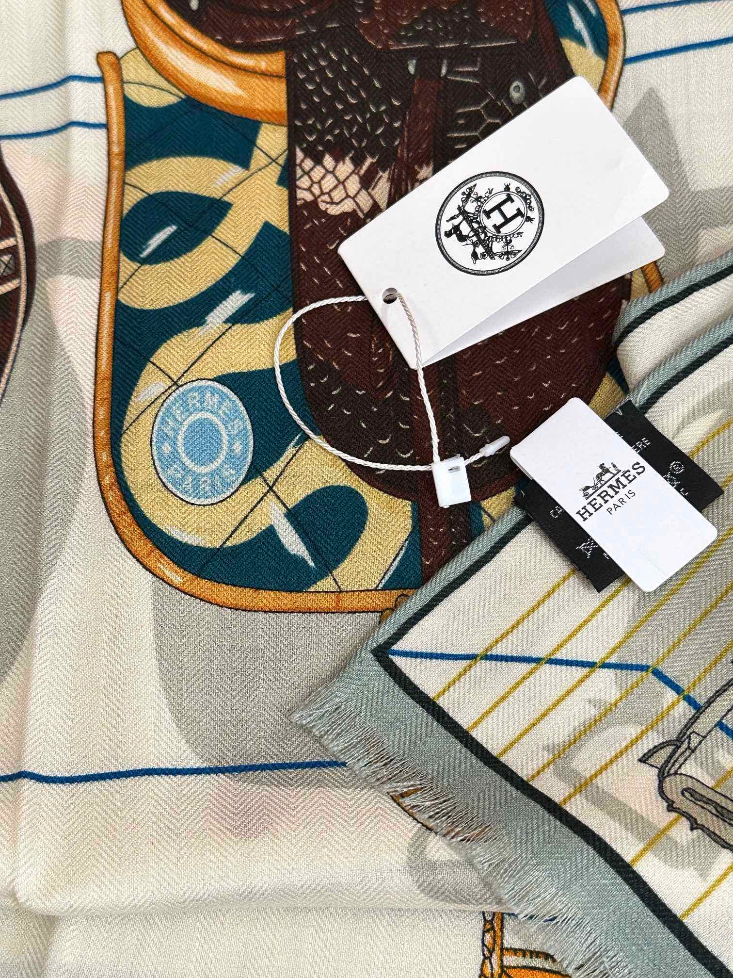 🔥新款 女士们必备款2025 新款爱马仕🔥【双面同色】太美了[吃瓜]下手一定要快[嘴唇]四季都可以用[勾