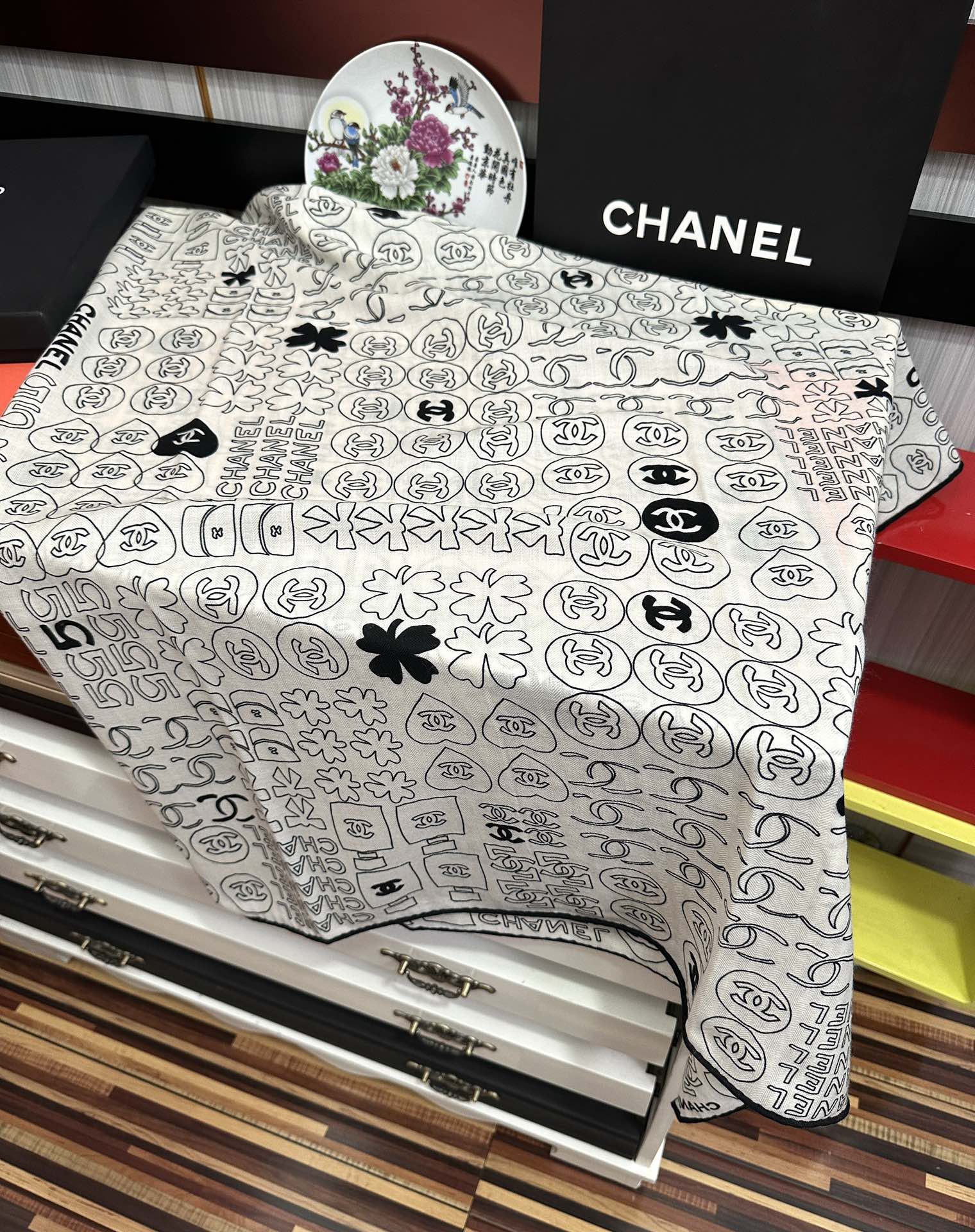 上新❤️香奈儿2025 【双面同色】经典茶花优雅Coco风[礼物]~气质到骨子里[色]香奶奶新一季的面料