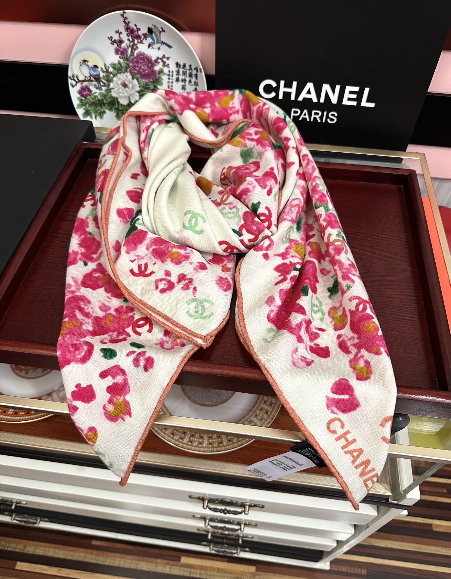 ❤️香奈儿 【2025双面同色印花】太美了[發]经典茶花帽子🎩设计优雅风[礼物]~气质到骨子里[色]香奶