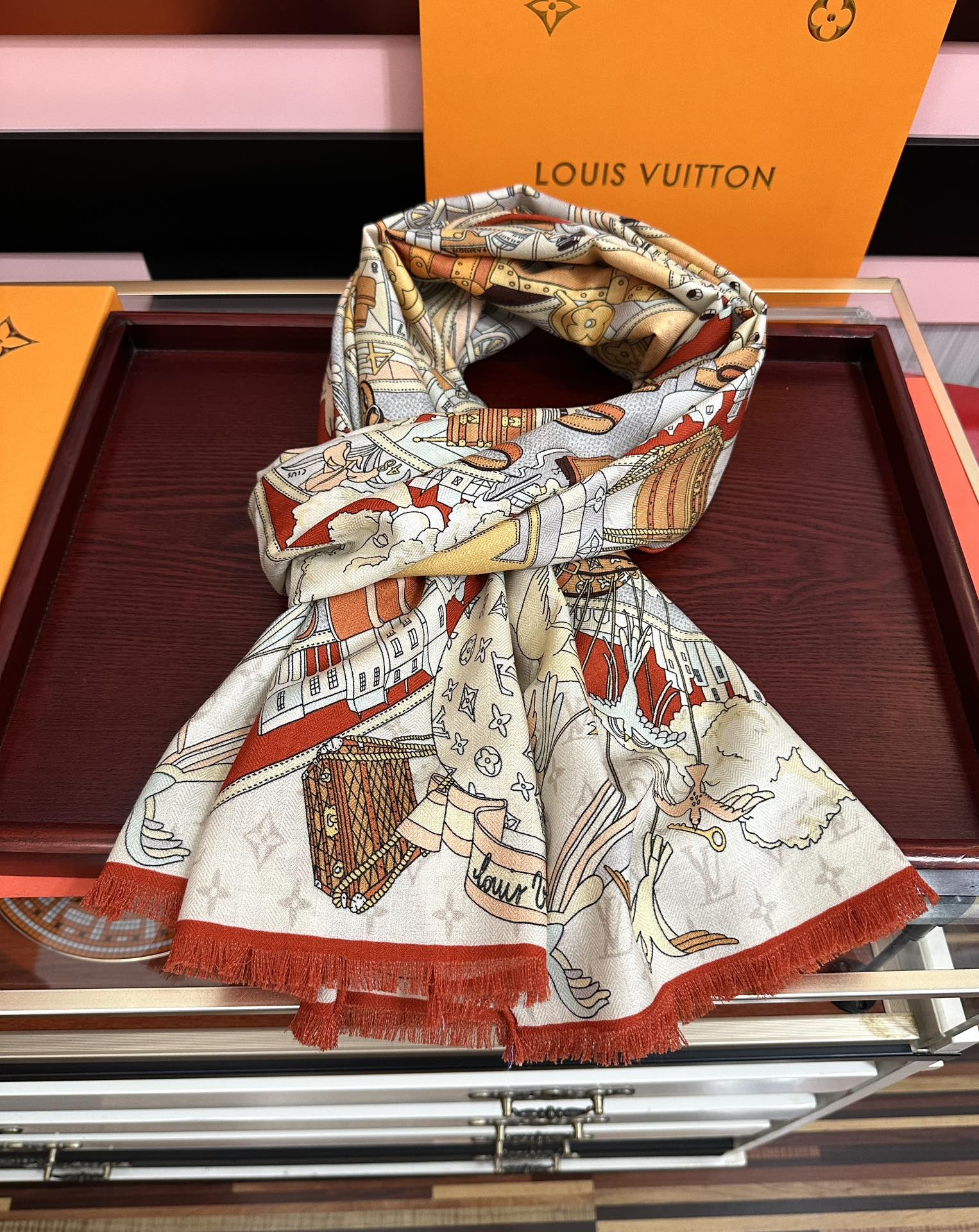 🔥 新款LV🔥高品质 【双面同色】女生必备款[得意]随便怎么围都好看[色]大气时尚 太美了[吃瓜]下手一