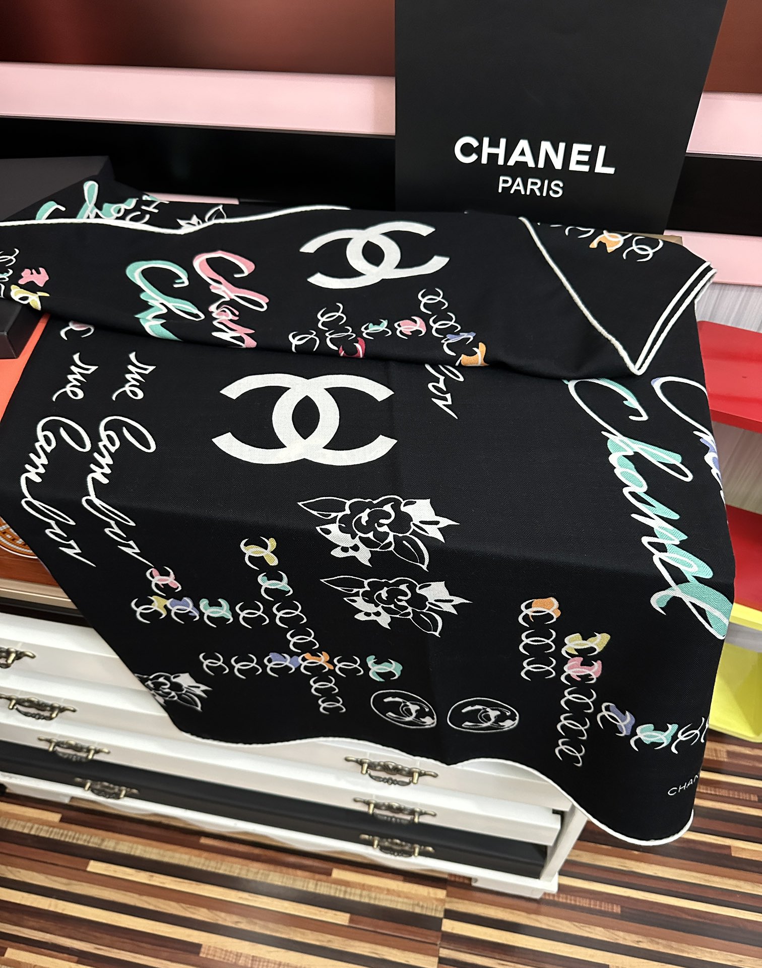 上新❤️ 2025香奈儿 太美了 【双面同色】[發]经典设计优雅风[礼物]~气质到骨子里[色]香奶奶新一