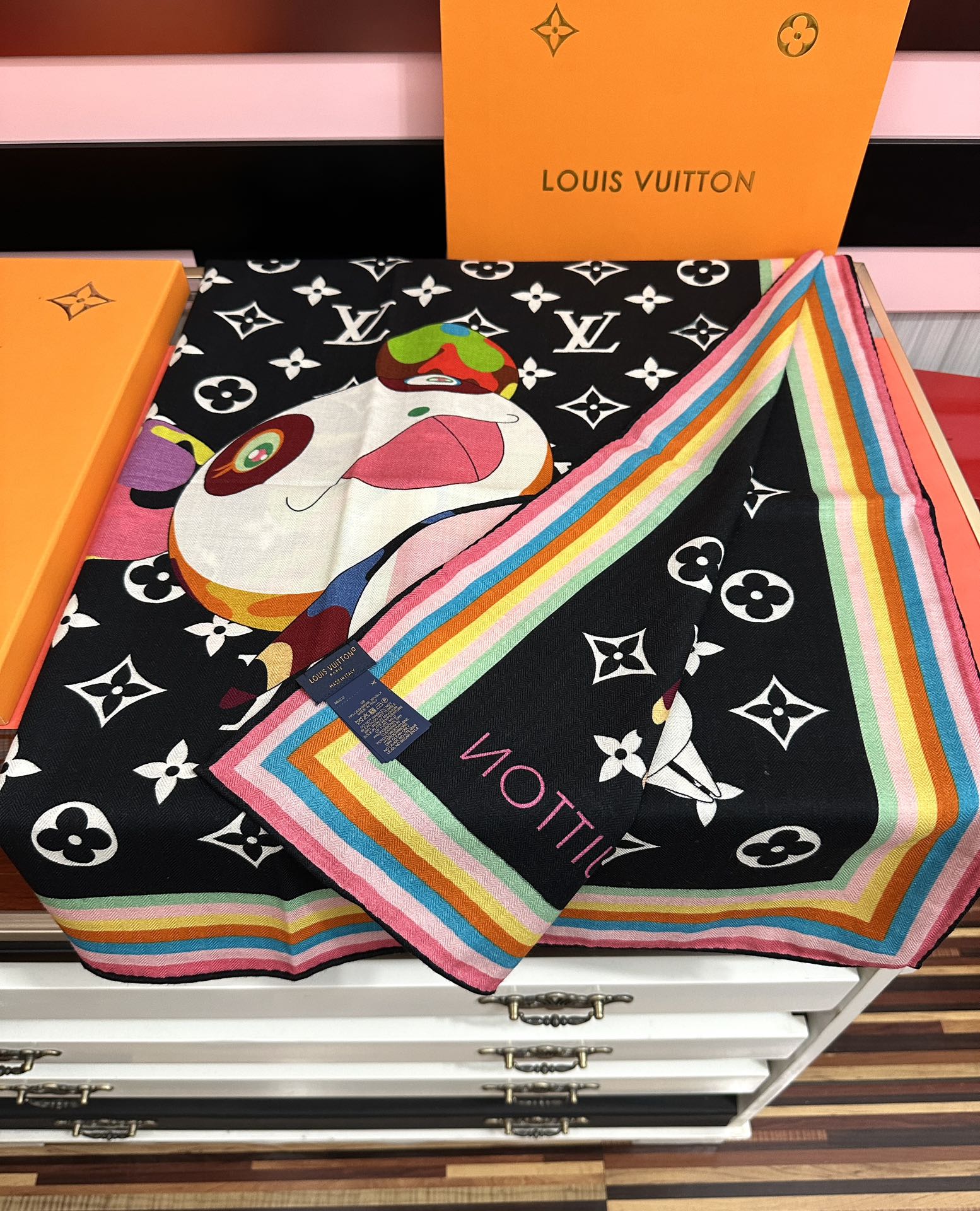 新款❤️LV 太美了ZG同步 【双面同色】今年最流行的花型 经典优雅[礼物]~气质到骨子里[色]新一季的