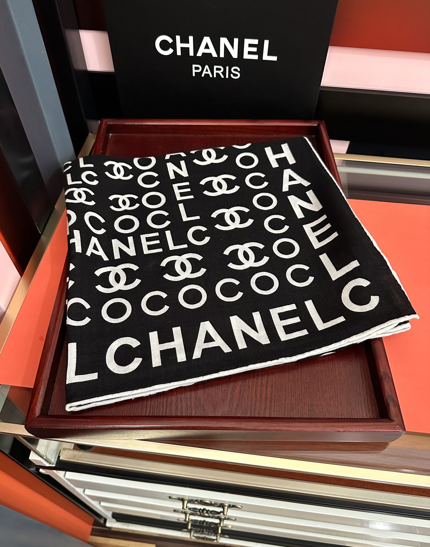 上新❤️2025 香奈儿 ZG同步 【coco风格字母】[發]经典设计优雅风[礼物]~气质到骨子里[色]