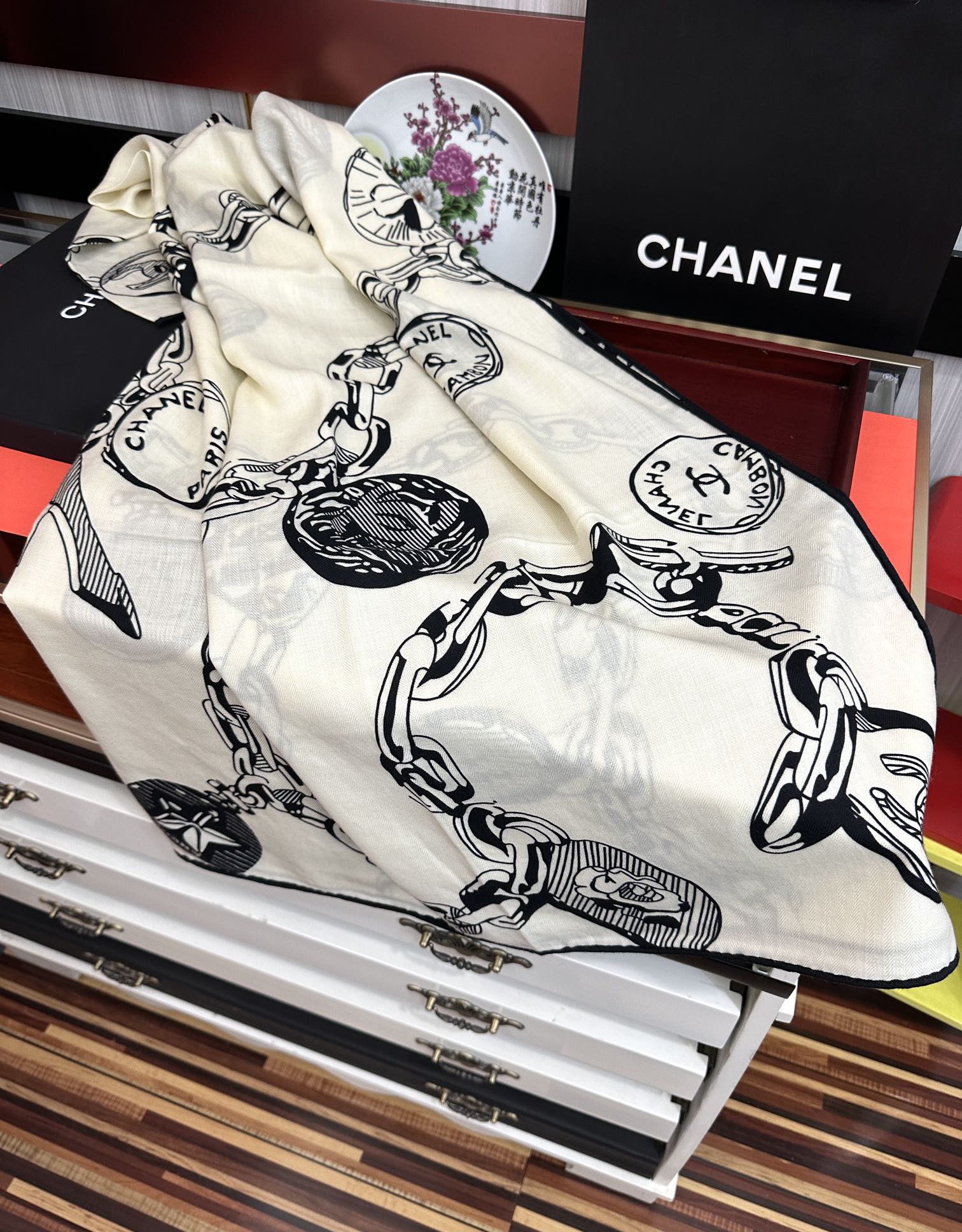 。新款 香奈儿ZG同步 2025【双面同色】经典双C优雅Coco风[礼物]~气质到骨子里[色]香奶奶新一