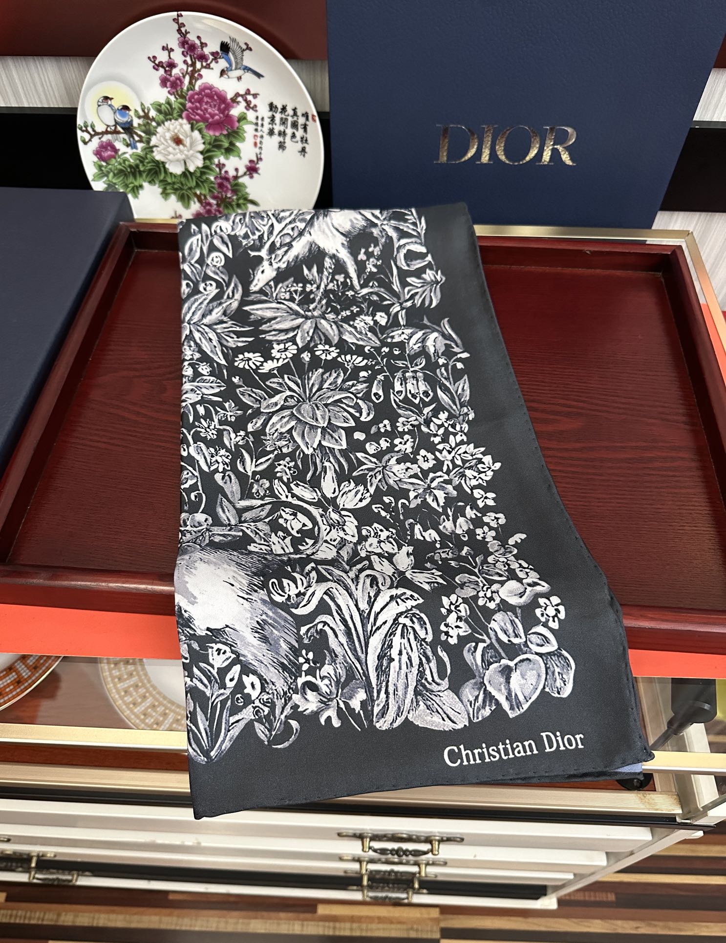 🔥新款 迪奥 官网同步 【花卉系列】太美了 2025春夏季新款，太美了[玫瑰]买到都说好👍下手一定要快高