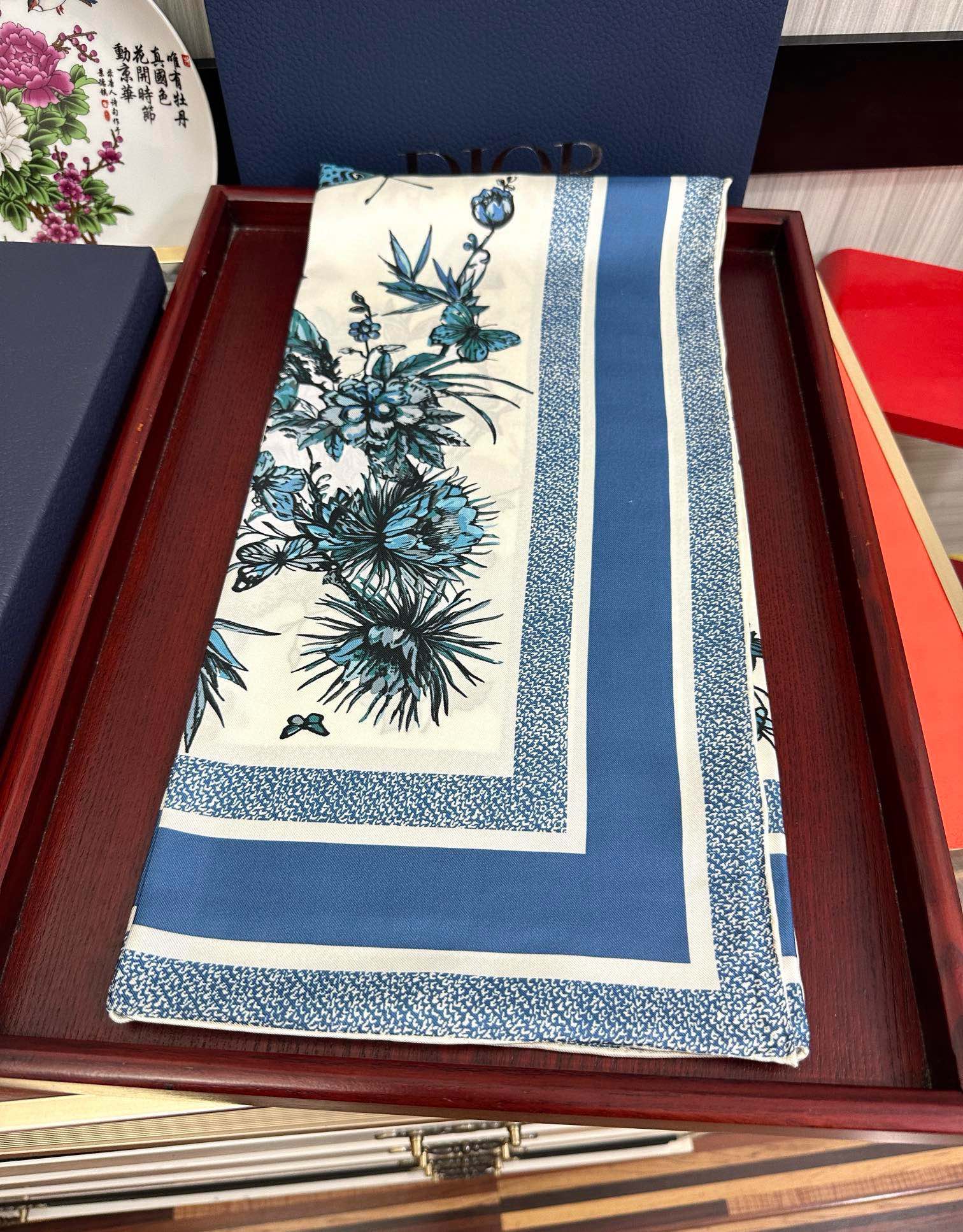 🔥 迪澳2025春夏季新款，太美了[玫瑰]买到都说好👍下手一定要快高端 大爱❤️女人尤物 货极少 四季都