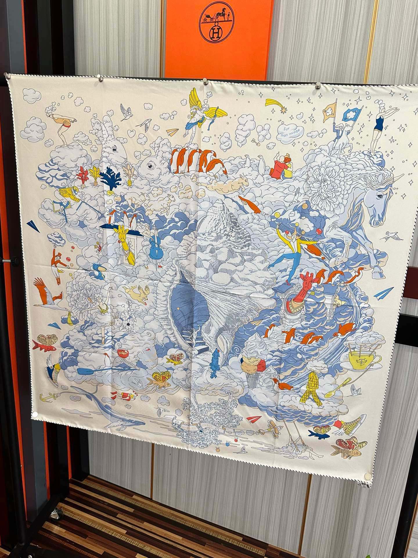 高版本2025𝐇𝐞𝐫𝐦𝐞𝐬 🔥《我的云间万象》设计犹如梦幻的邀约[庆祝]这条丝巾充满了童趣[發]富有想象