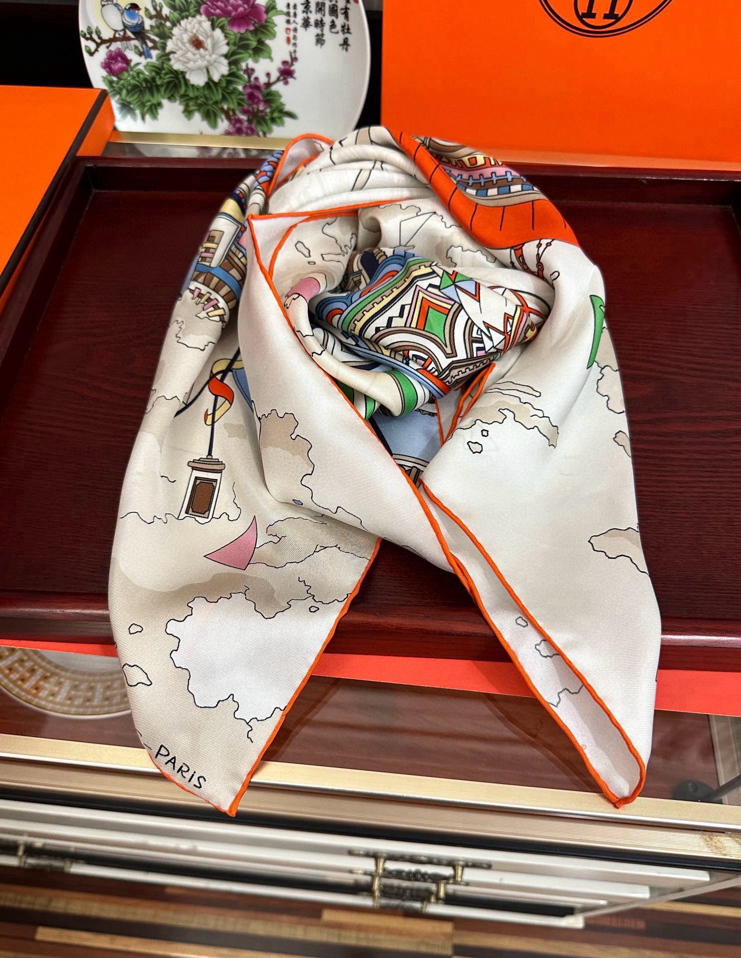 🔥高品质 爱马仕 2025新款太美了【骏马奔腾】精致手工卷边，买到都说好👍下手一定要快高端 大爱❤️女人