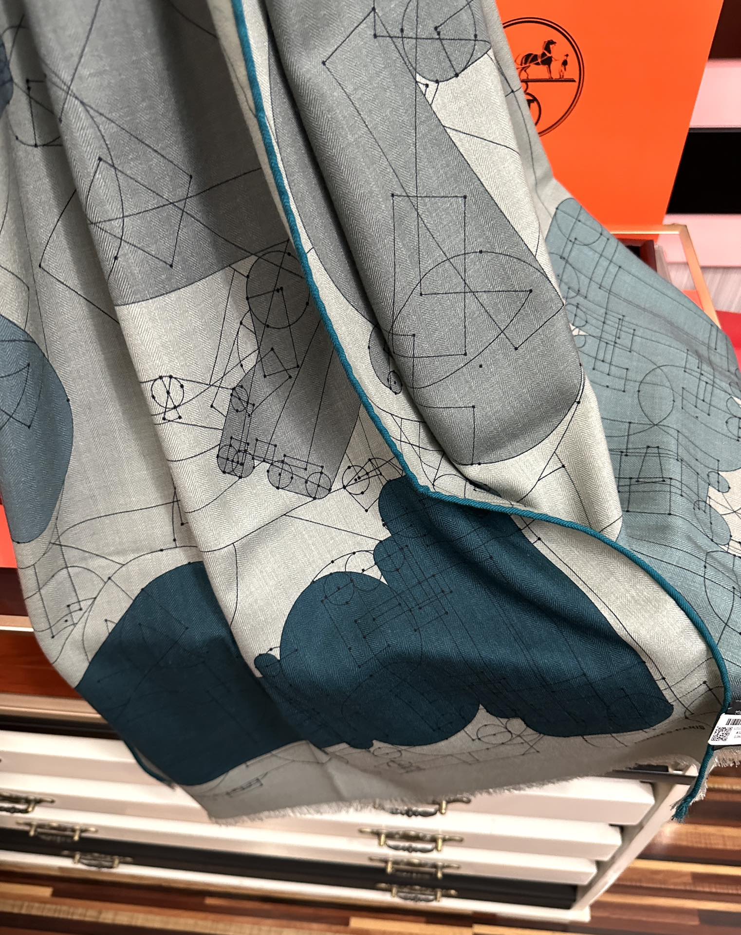 上新❤️爱马士2025【双面同色印花】[吃瓜]下手一定要快[嘴唇]四季都可以用[勾引]真心美的让人非常非