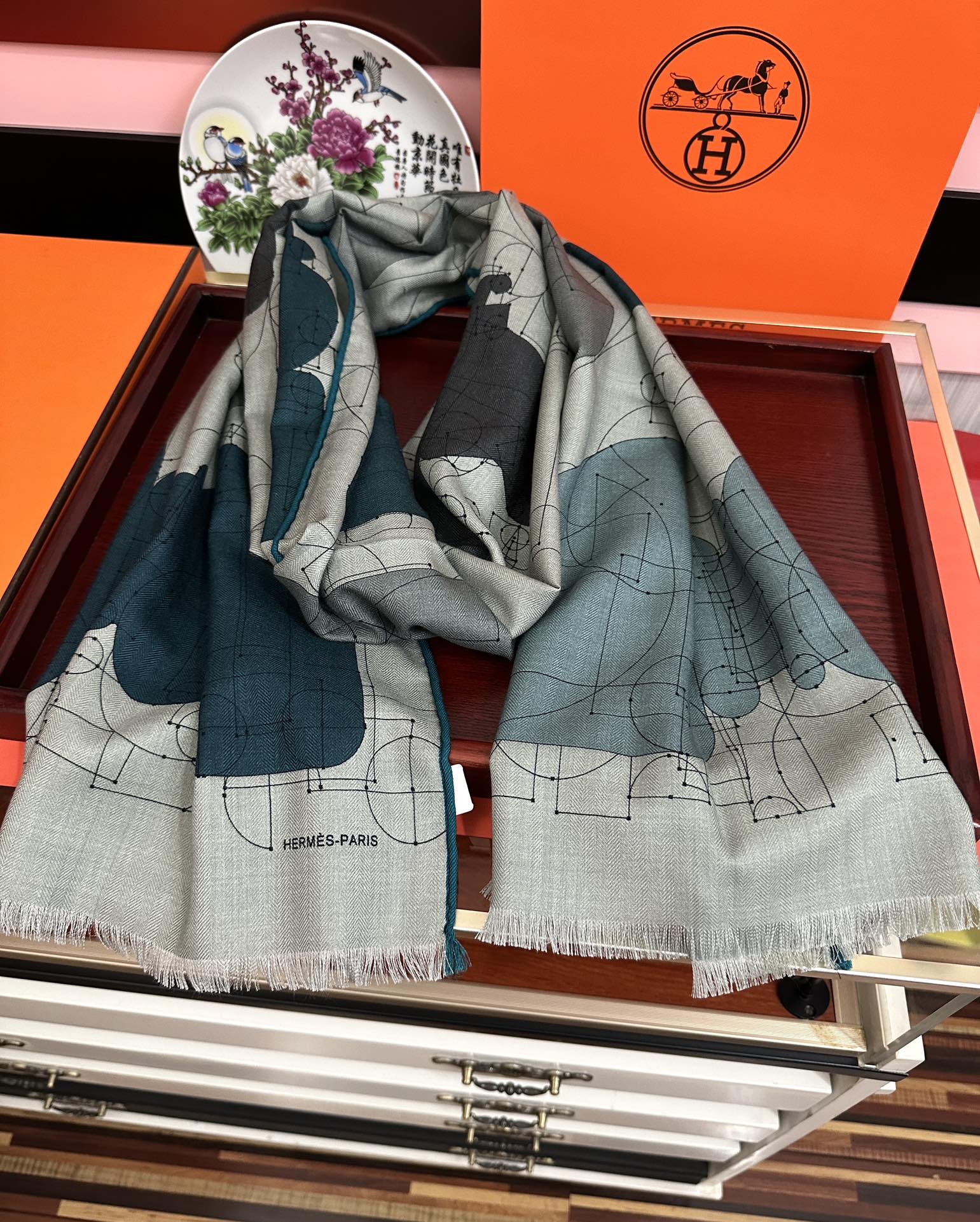 上新❤️爱马士2025【双面同色印花】[吃瓜]下手一定要快[嘴唇]四季都可以用[勾引]真心美的让人非常非