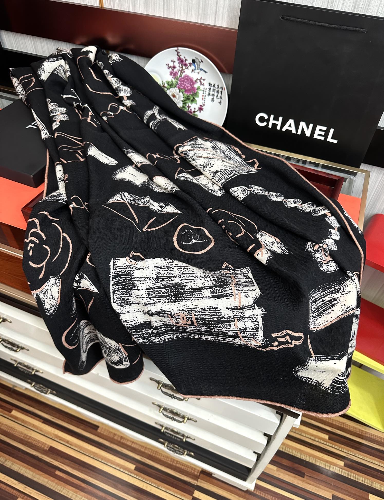 上新❤️2025 香奈儿 太美了 【双面同色】[發]经典茶花帽子🎩设计优雅风[礼物]~气质到骨子里[色]