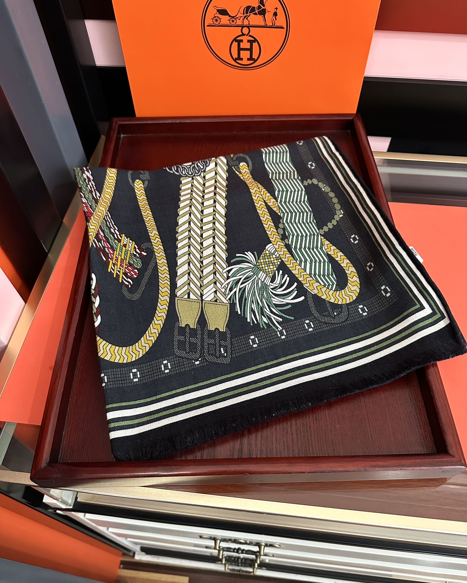 🔥新款2025 爱马仕🔥【双面同色】太美了[吃瓜]下手一定要快[嘴唇]四季都可以用[勾引]真心美的让人非