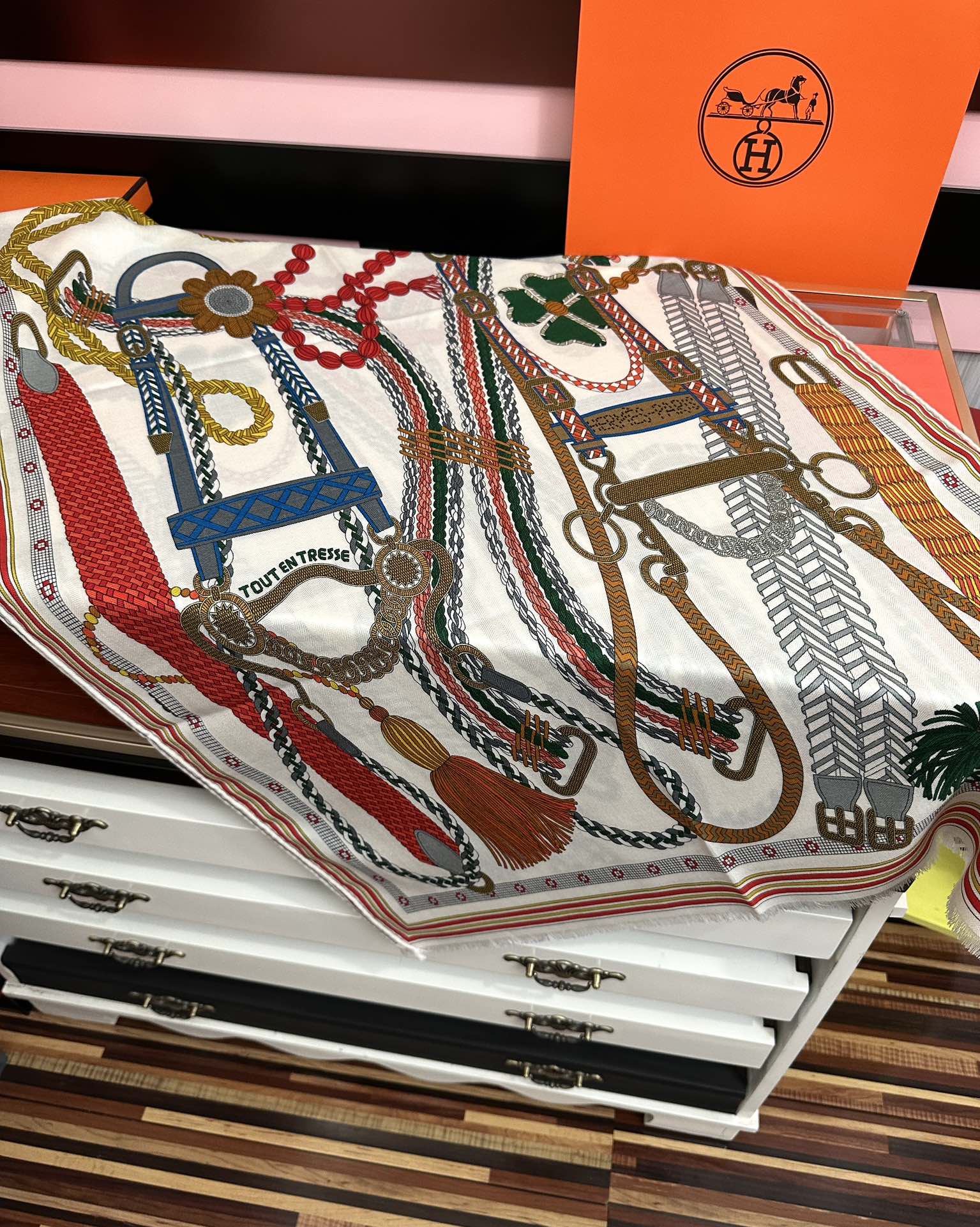 🔥新款2025 爱马仕🔥【双面同色】太美了[吃瓜]下手一定要快[嘴唇]四季都可以用[勾引]真心美的让人非