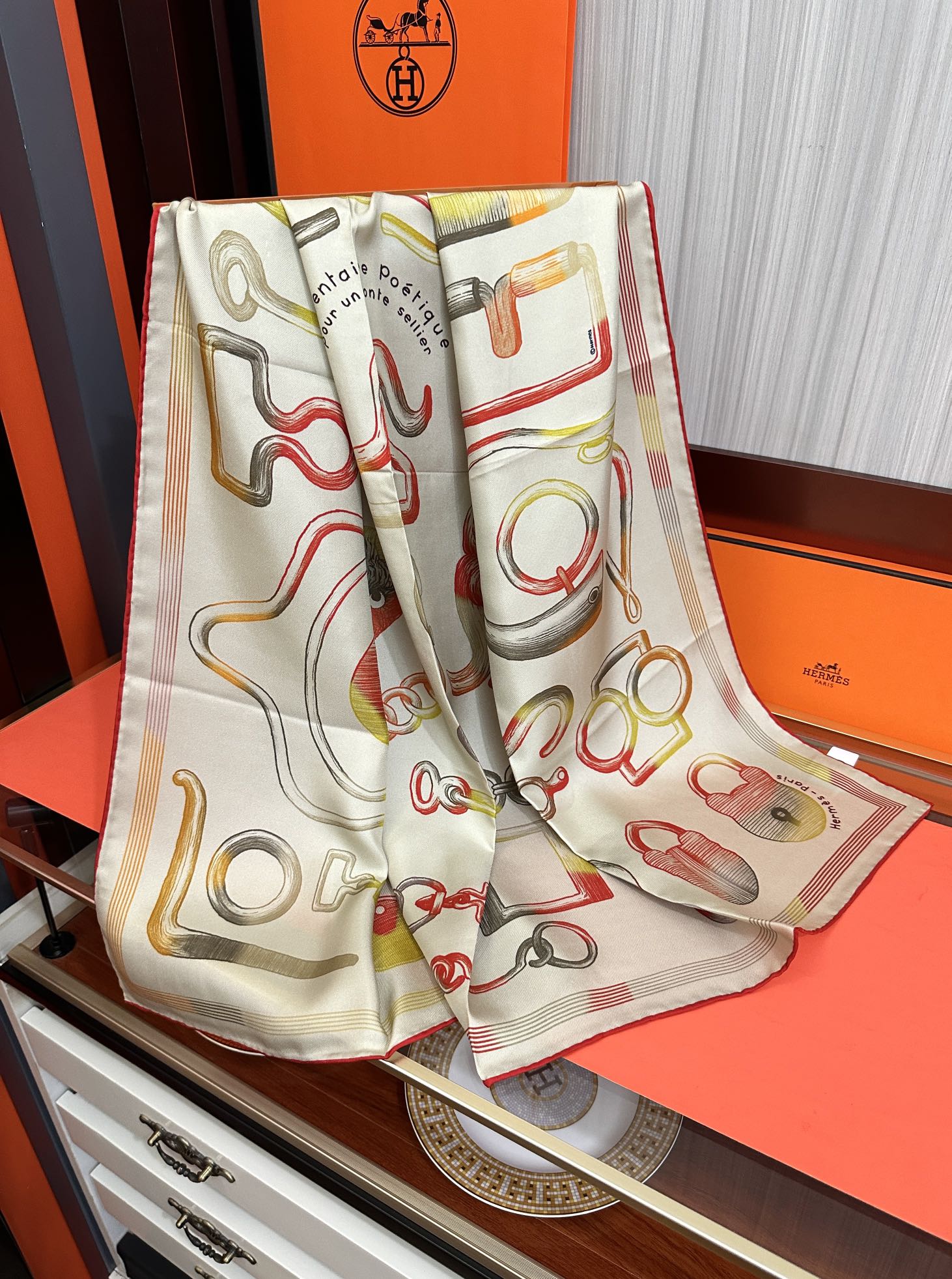 🔥高品质2025爱马仕最新款 官网同步 [太阳]精致卷边[嘴唇]太美了品质感很显好[得意]好搭到上瘾的丝