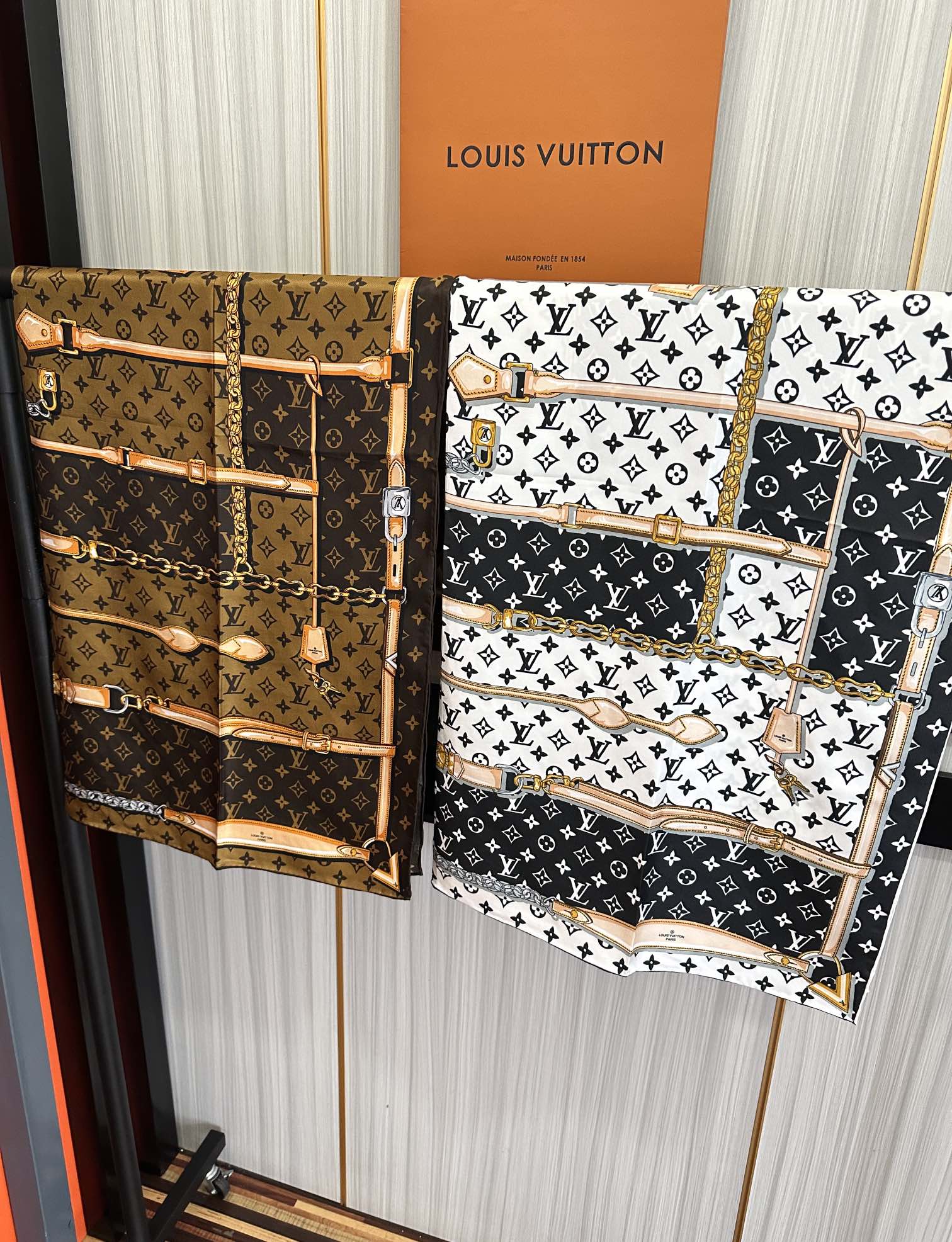 上新，L家 2025年最新款🔥💃💄女神及日常都非常好搭配的款😍平时穿搭也非常好搭配，整个人看起来都会神采