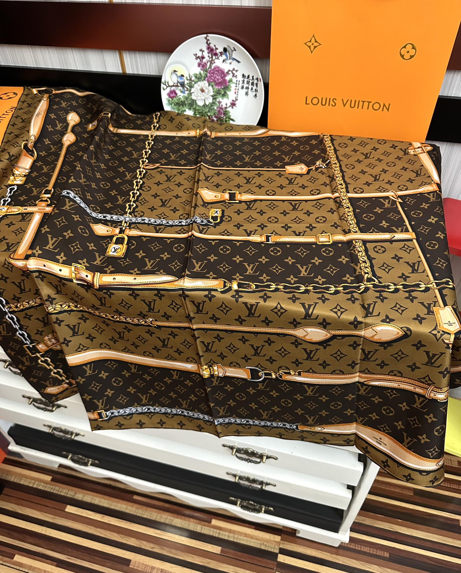 上新，L家 2025年最新款🔥💃💄女神及日常都非常好搭配的款😍平时穿搭也非常好搭配，整个人看起来都会神采