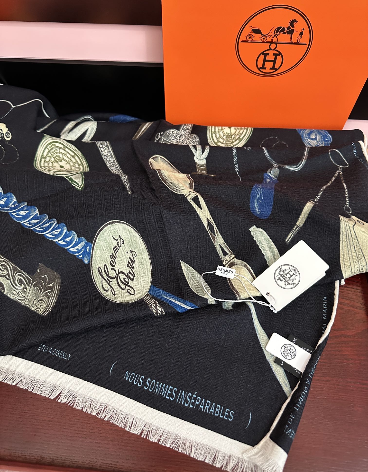 🔥新款 爱马仕🔥【型影相随】双面同色 太美了[吃瓜]下手一定要快[嘴唇]四季都可以用[勾引]真心美的让人