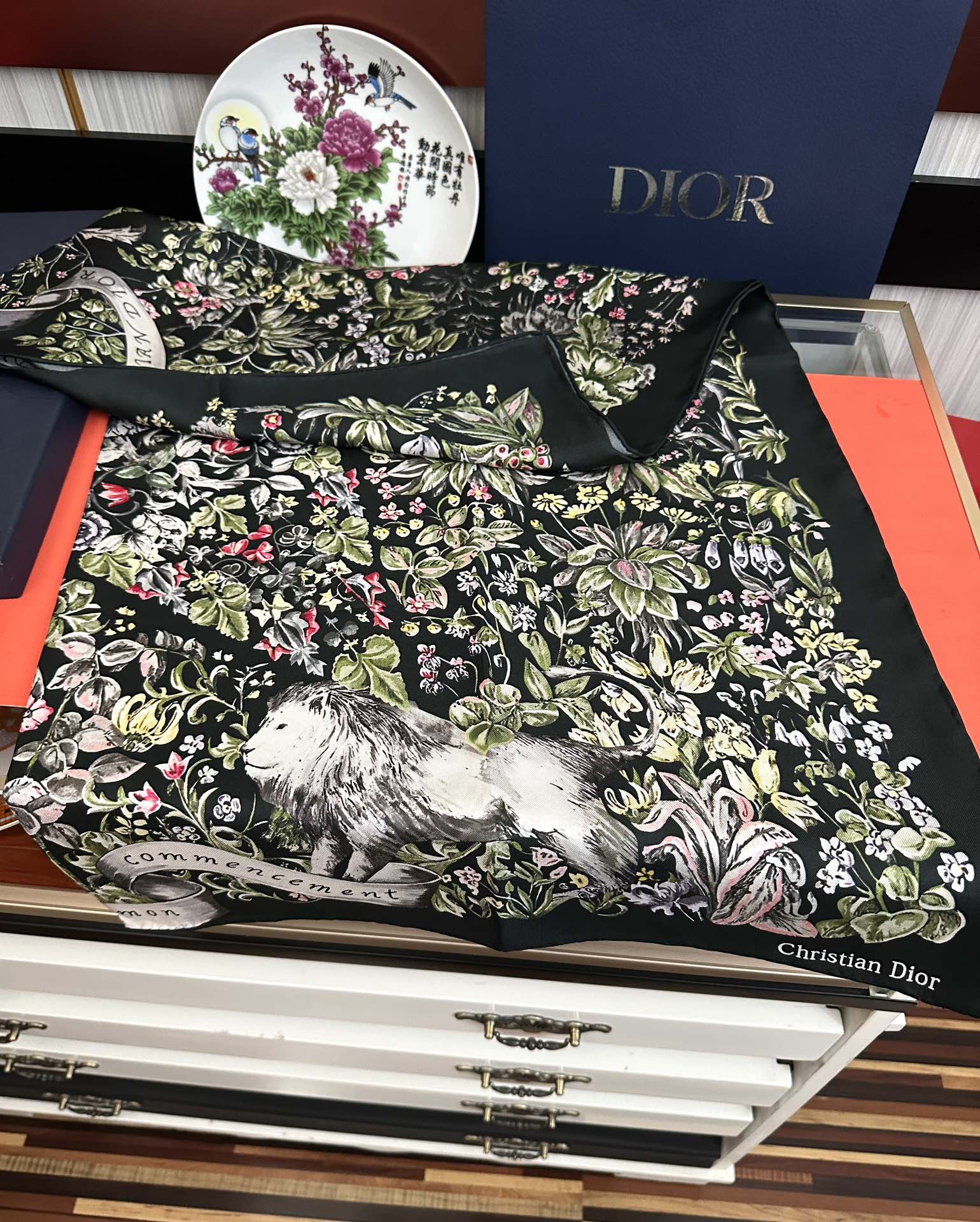 🔥新款 迪奥 官网同步 【花卉系列】太美了 2025春夏季新款，太美了[玫瑰]买到都说好👍下手一定要快高