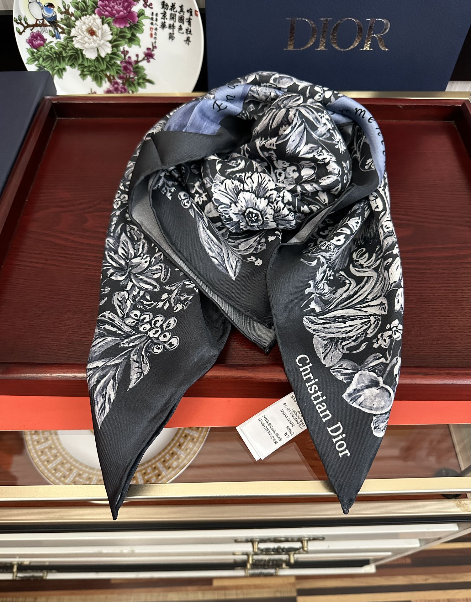 🔥新款 迪奥 官网同步 【花卉系列】太美了 2025春夏季新款，太美了[玫瑰]买到都说好👍下手一定要快高