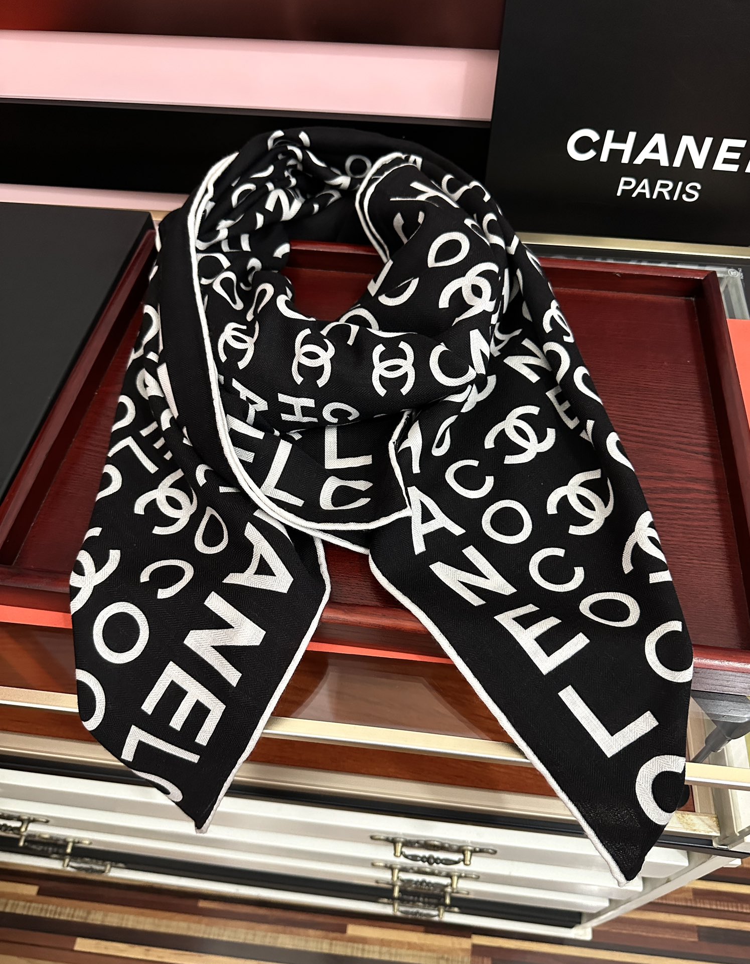 上新❤️2025 香奈儿 ZG同步 【coco风格字母】[發]经典设计优雅风[礼物]~气质到骨子里[色]