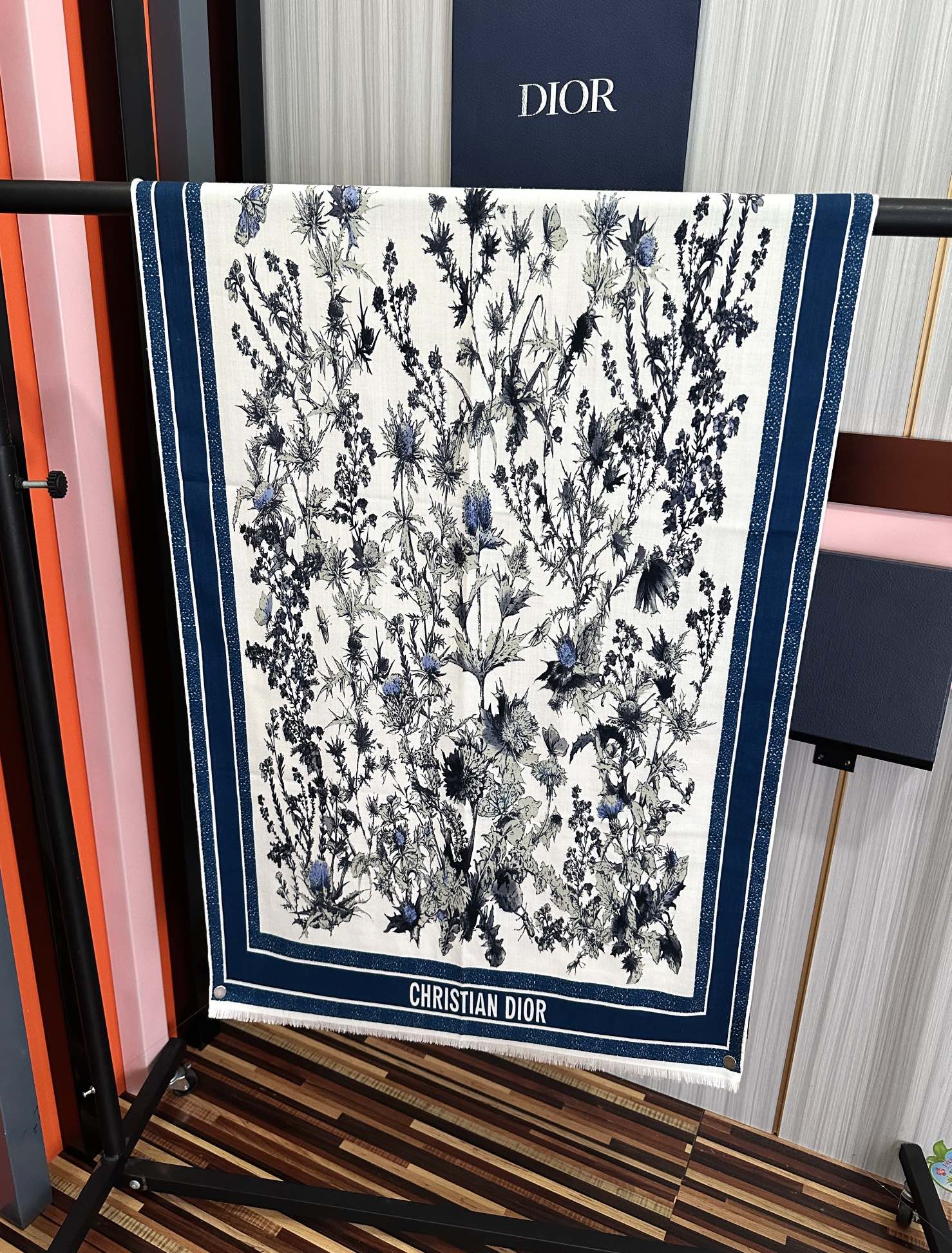 新款 迪奥🔥双面同色【植物丛林】大自然景象[吃瓜]下手一定要快[嘴唇]四季都可以用[勾引]真心美的让人非