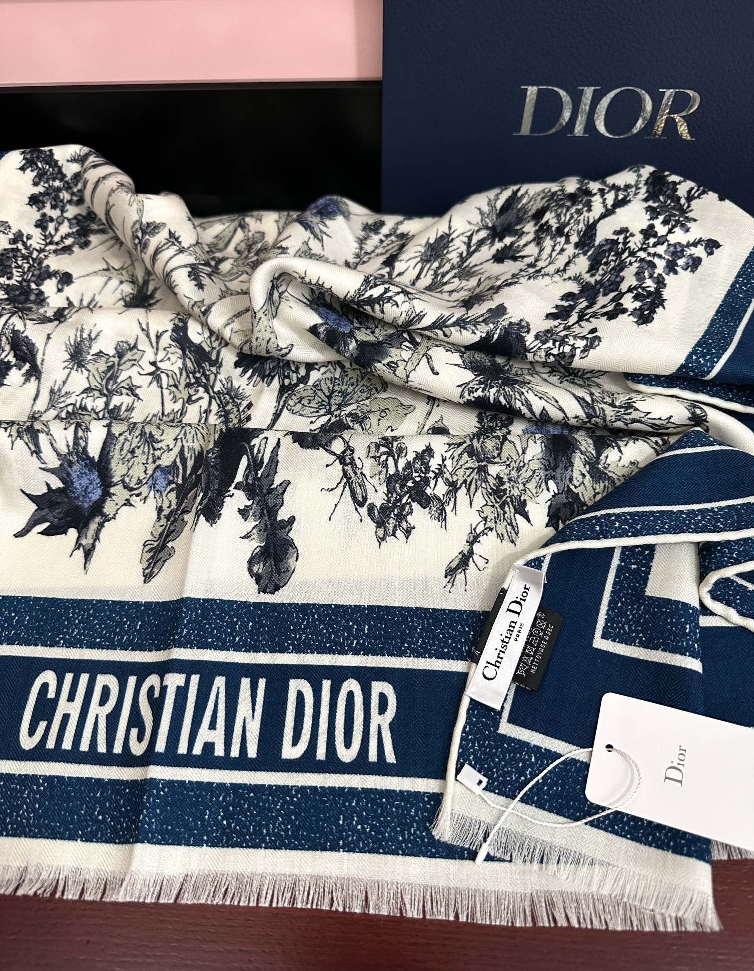 新款 迪奥🔥双面同色【植物丛林】大自然景象[吃瓜]下手一定要快[嘴唇]四季都可以用[勾引]真心美的让人非