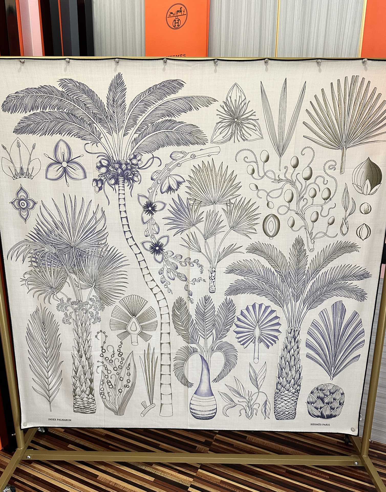 新款。2010爱马仕 ZG同步【菠萝🍍图案】[太阳]我就不推荐了回头分享一下部分复刻款的老款信息资料供大